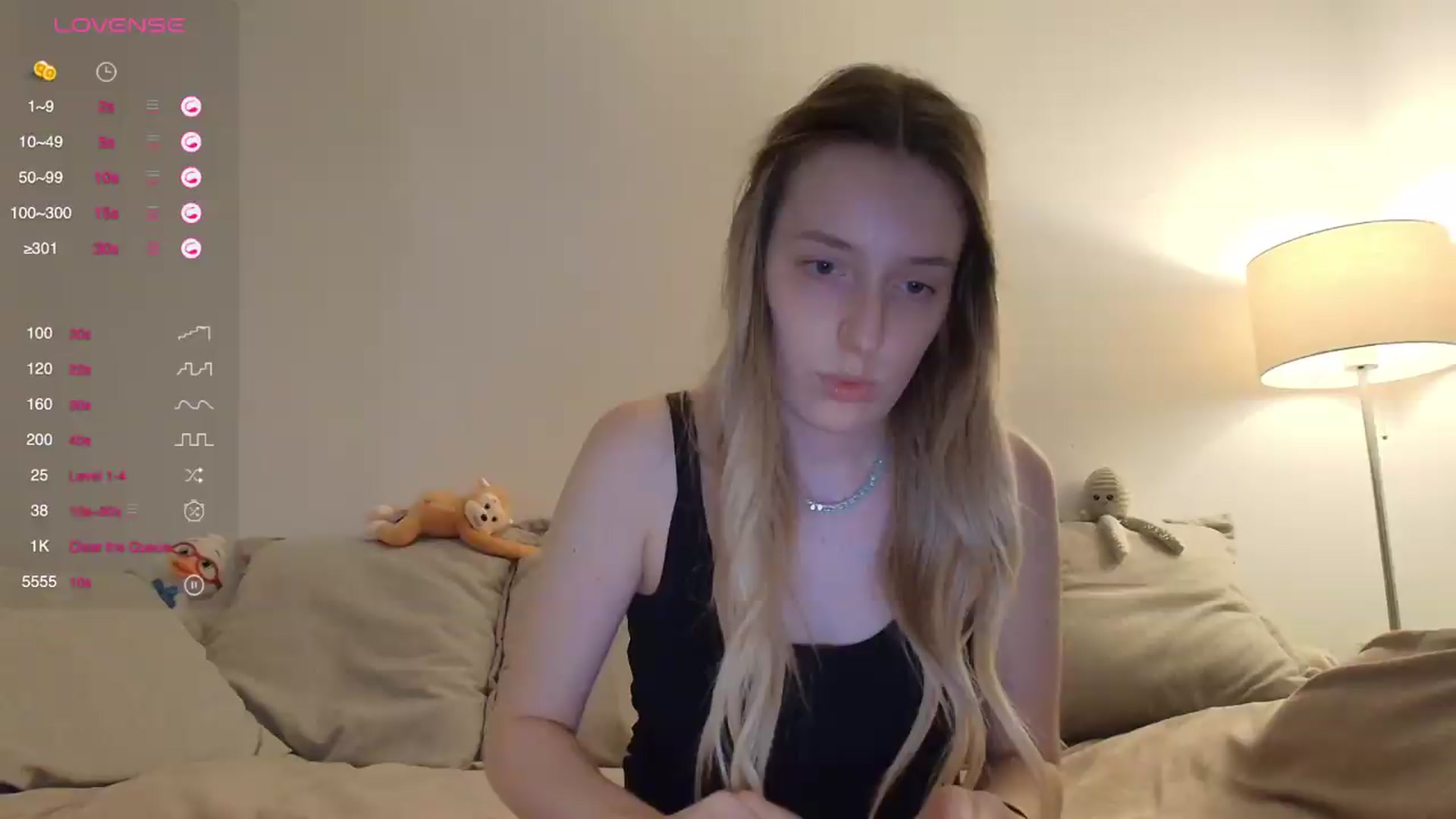 Gallery image thumbnail from Elenaxkiss's myfreecams stream on, 07/31/2026, 20:23 image 16 of 20