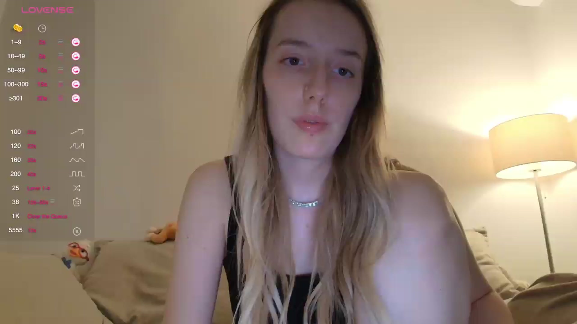 Gallery image thumbnail from Elenaxkiss's myfreecams stream on, 07/31/2026, 20:23 image 10 of 20
