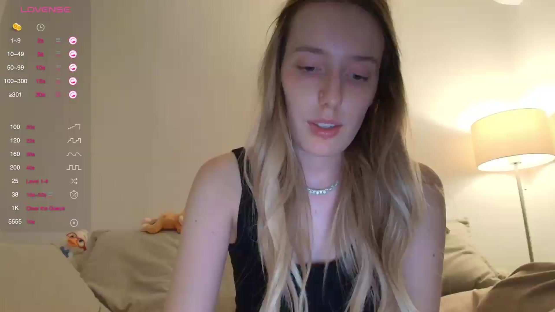 Gallery image thumbnail from Elenaxkiss's myfreecams stream on, 07/31/2026, 20:23 image 9 of 20