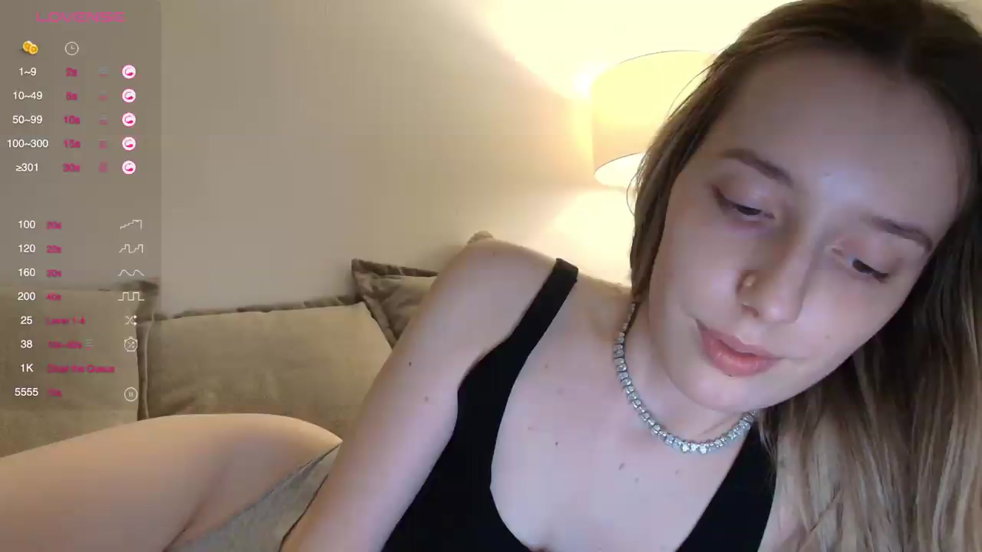 Gallery image thumbnail from Elenaxkiss's myfreecams stream on, 07/31/2026, 20:23 image 19 of 20