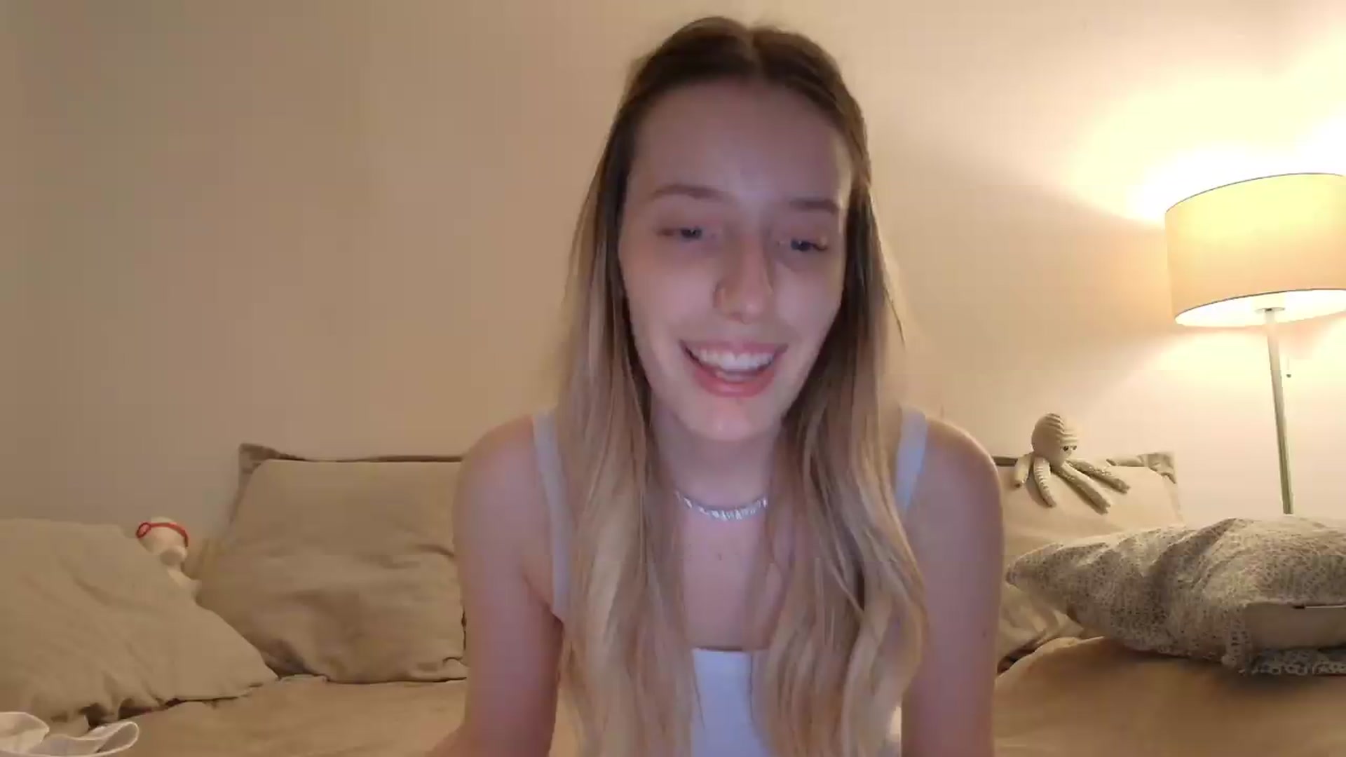 Gallery image thumbnail from Elenaxkiss's myfreecams stream on, 08/02/2026, 18:27 image 20 of 20