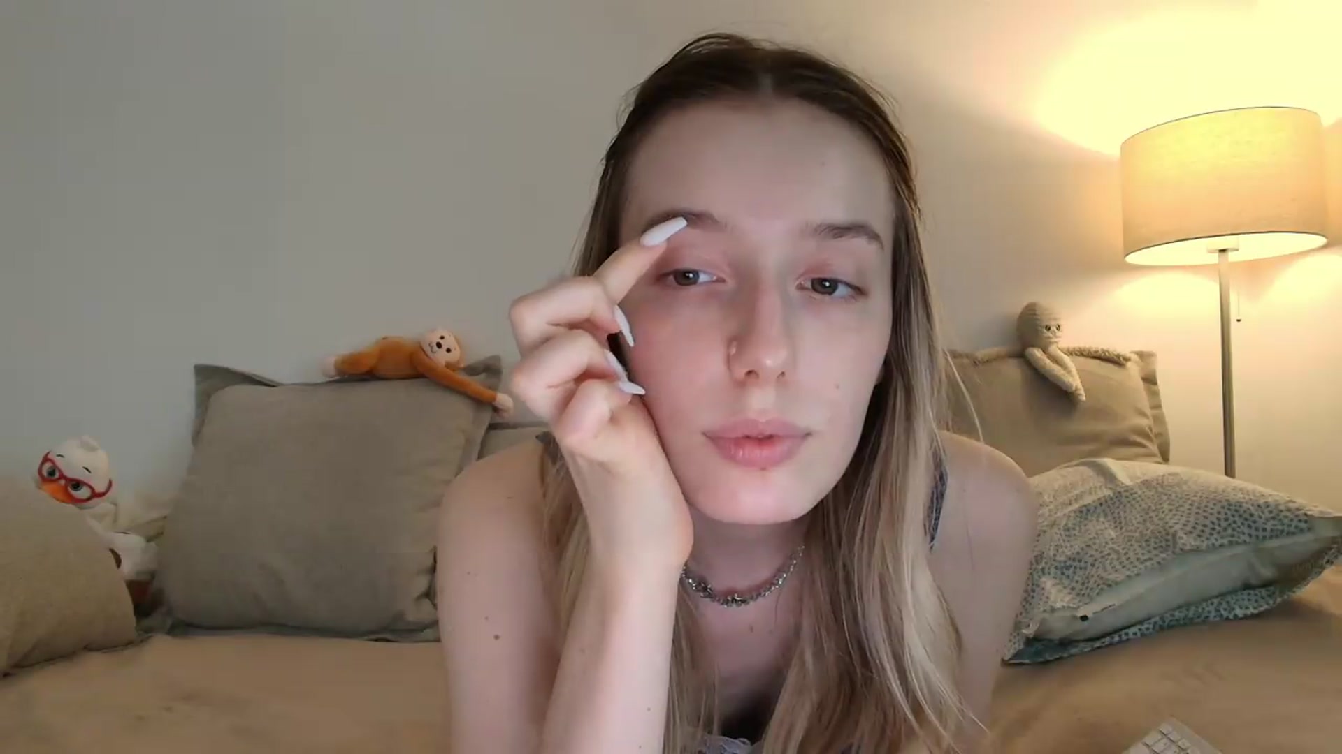 Gallery image thumbnail from Elenaxkiss's myfreecams stream on, 08/03/2026, 10:59 image 17 of 20