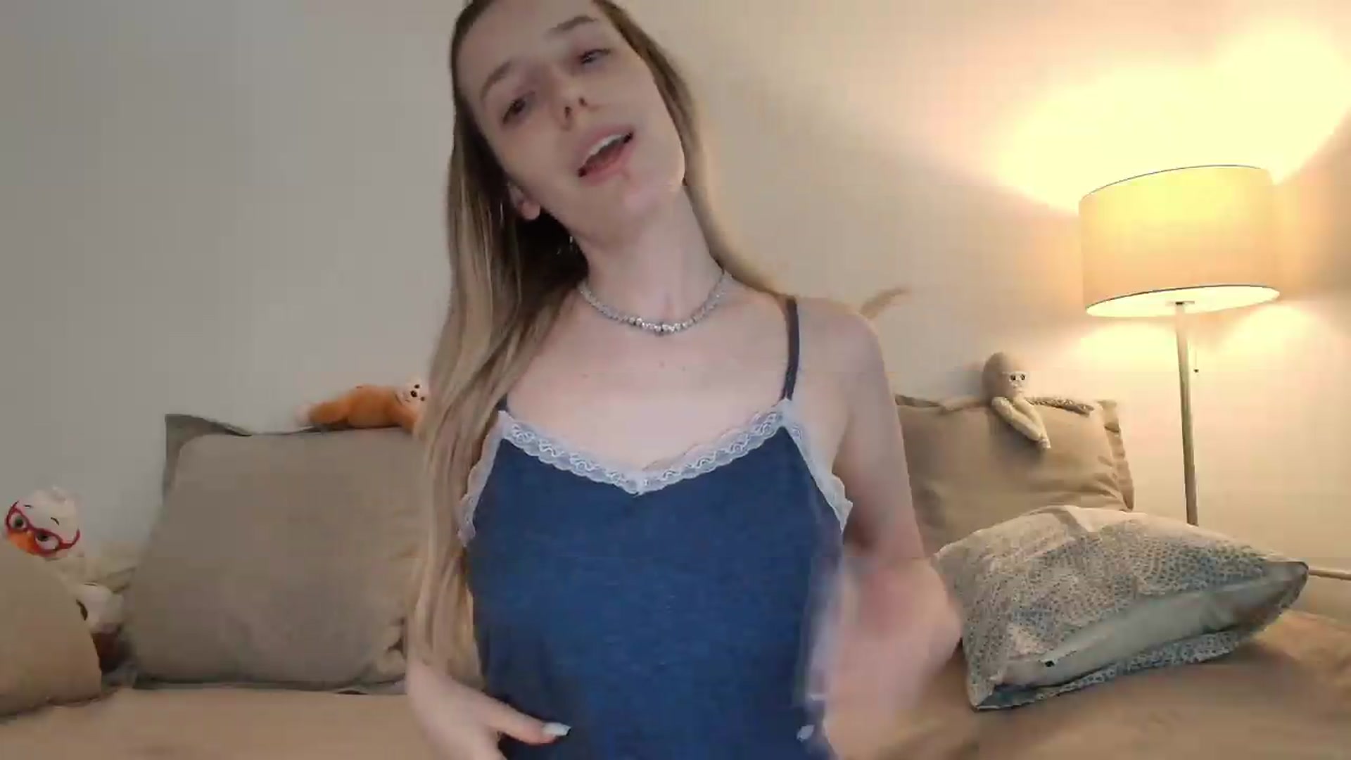 Gallery image thumbnail from Elenaxkiss's myfreecams stream on, 08/03/2026, 10:59 image 12 of 20