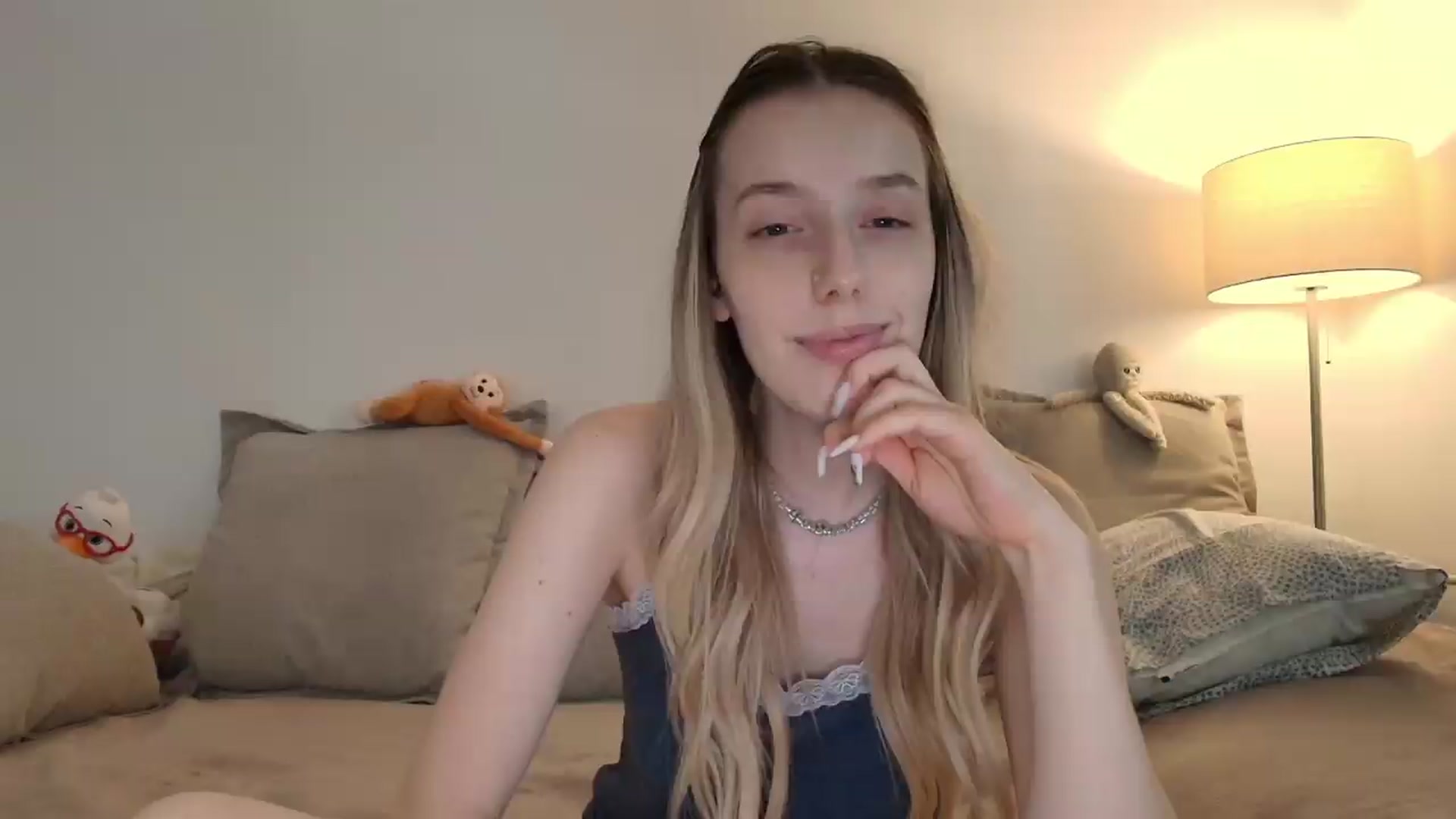 Gallery image thumbnail from Elenaxkiss's myfreecams stream on, 08/03/2026, 10:59 image 5 of 20