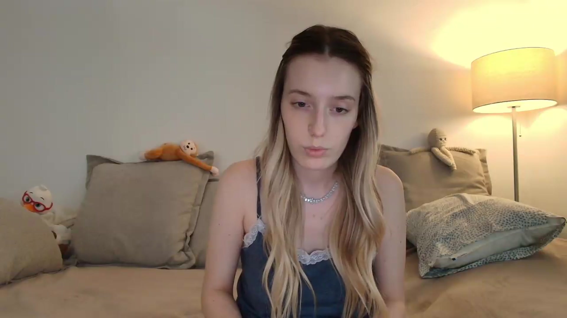 Gallery image thumbnail from Elenaxkiss's myfreecams stream on, 08/03/2026, 10:59 image 14 of 20