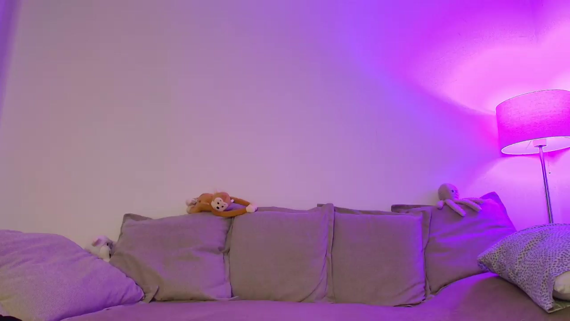 Gallery image thumbnail from Elenaxkiss's myfreecams stream on, 08/10/2026, 20:34 image 6 of 20