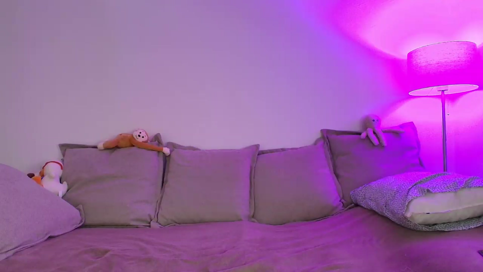Gallery image thumbnail from Elenaxkiss's myfreecams stream on, 08/11/2026, 09:21 image 15 of 20