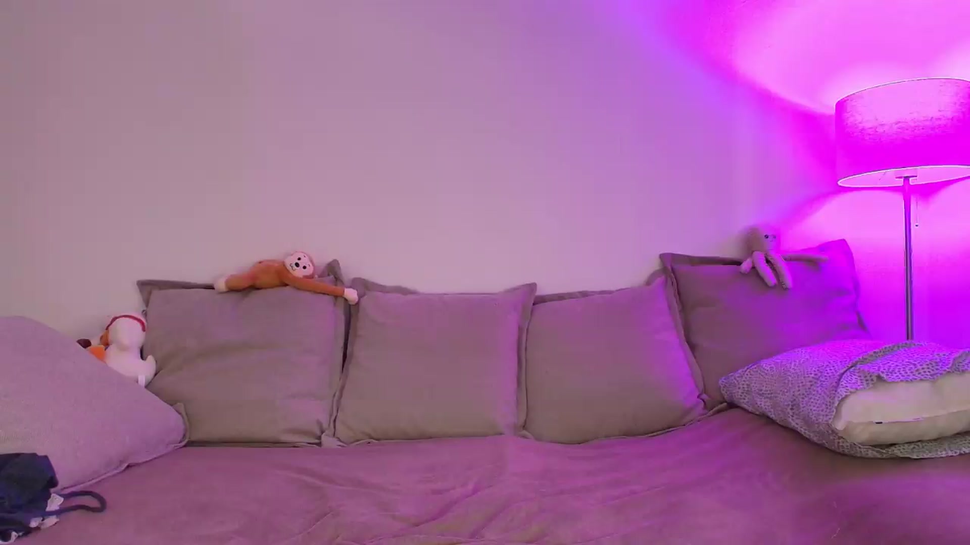 Gallery image thumbnail from Elenaxkiss's myfreecams stream on, 08/11/2026, 09:21 image 4 of 20