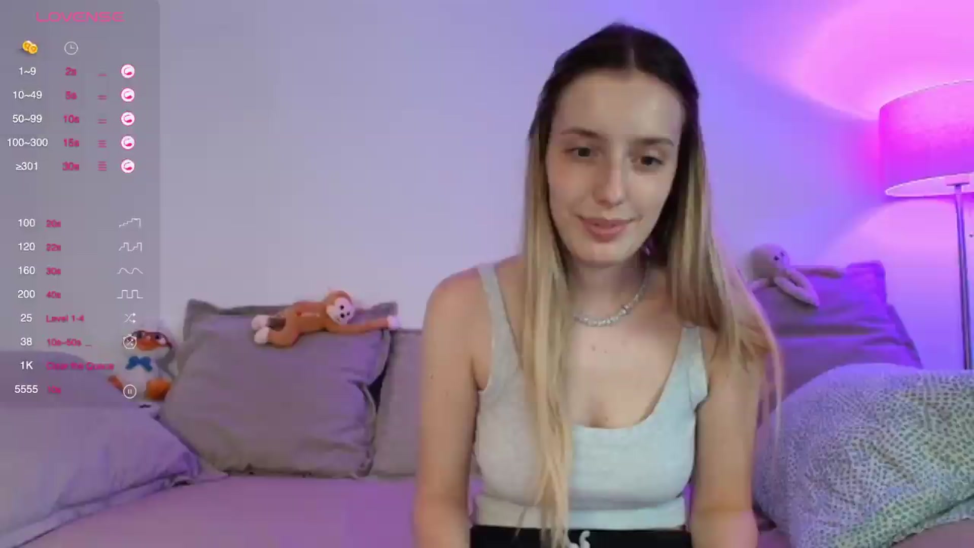 Gallery image thumbnail from Elenaxkiss's myfreecams stream on, 08/25/2026, 09:42 image 12 of 20