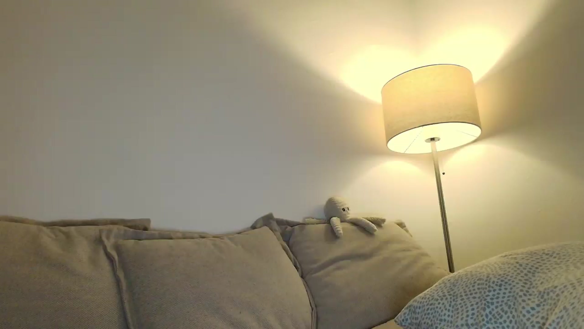 Gallery image thumbnail from Elenaxkiss's myfreecams stream on, 08/28/2026, 22:11 image 20 of 20