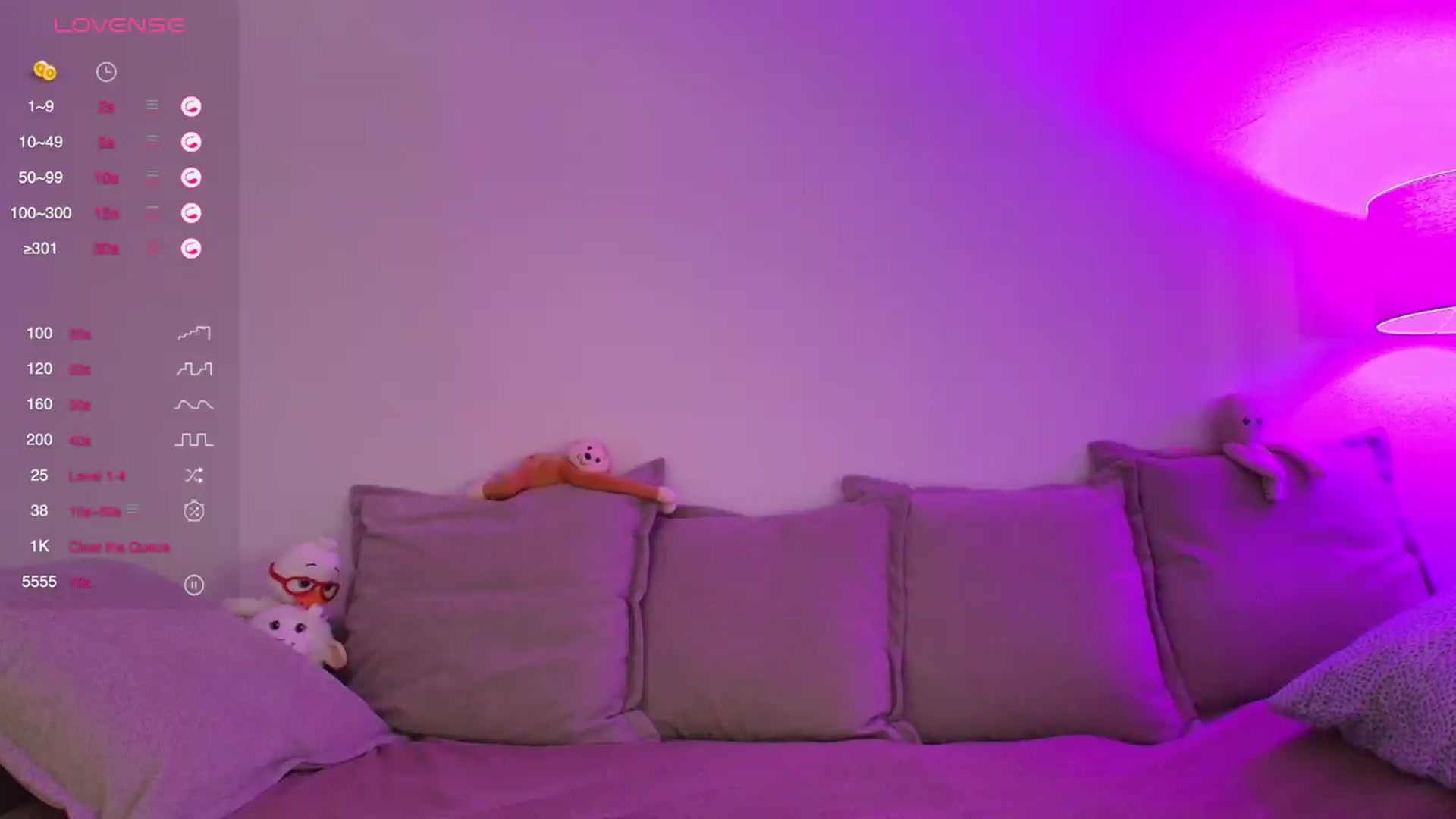 Gallery image thumbnail from Elenaxkiss's myfreecams stream on, 08/31/2026, 07:05 image 2 of 20