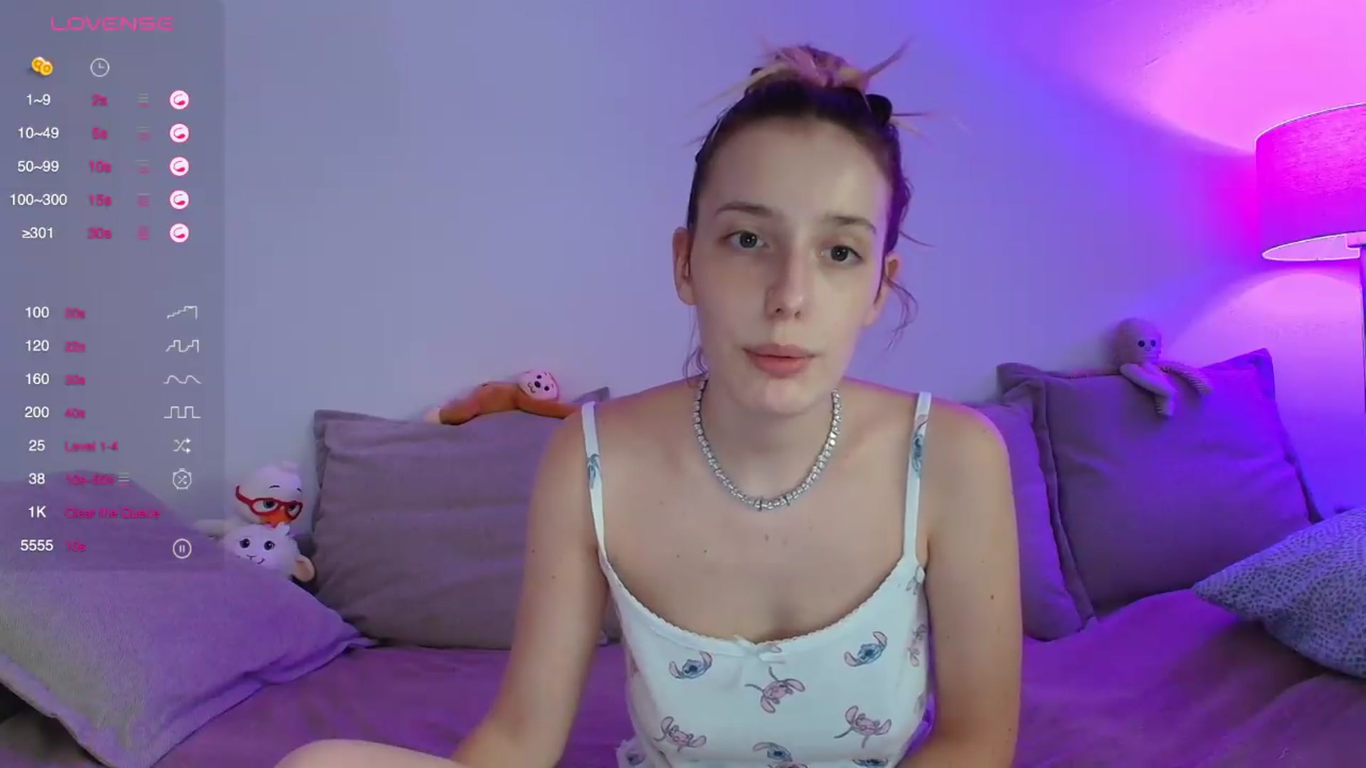 Gallery image thumbnail from Elenaxkiss's myfreecams stream on, 08/31/2026, 10:56 image 11 of 20