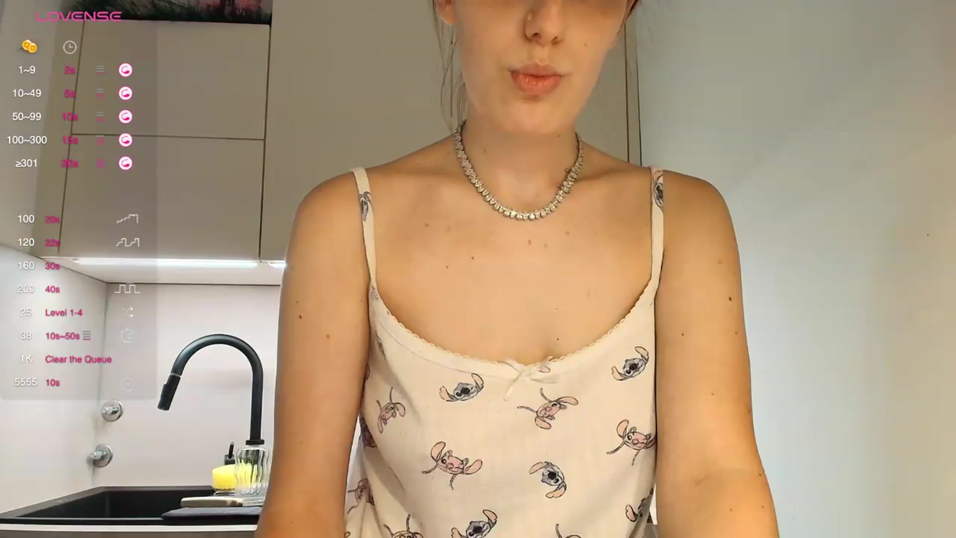 Gallery image thumbnail from Elenaxkiss's myfreecams stream on, 08/31/2026, 10:56 image 3 of 20