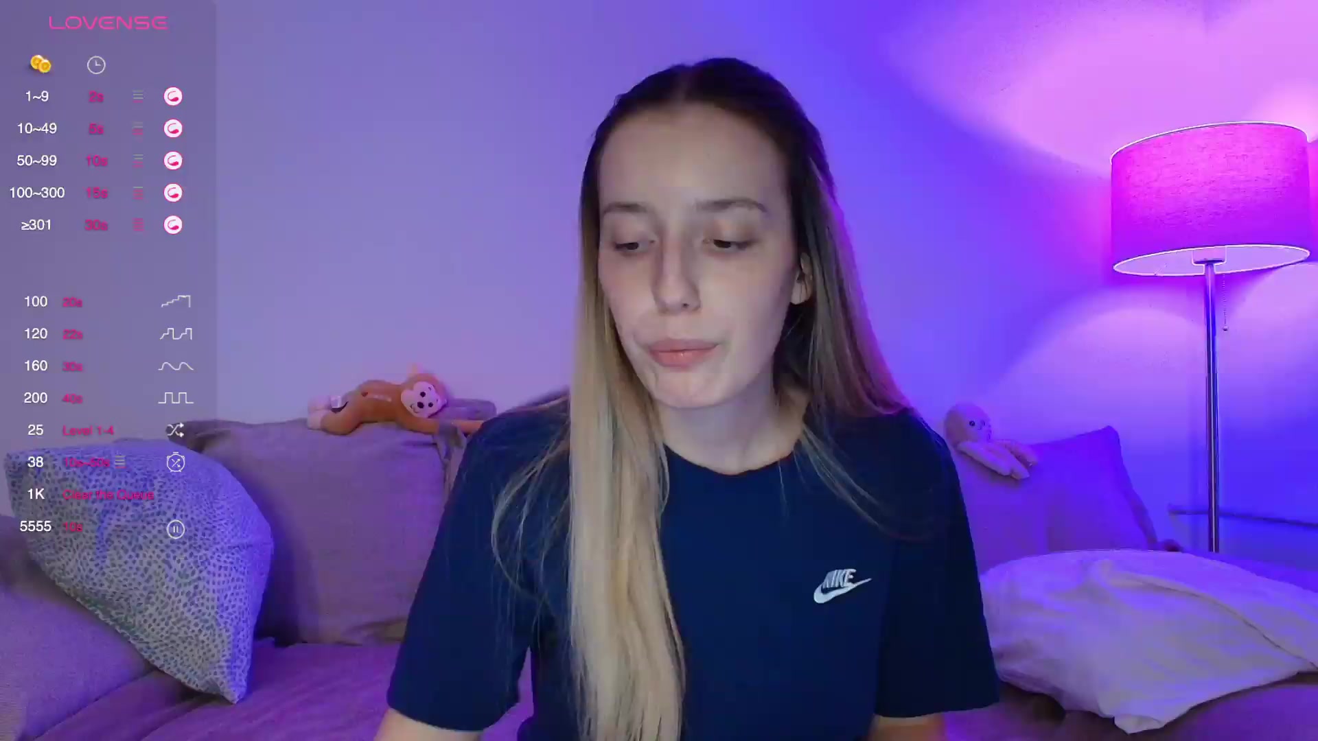 Gallery image thumbnail from Elenaxkiss's myfreecams stream on, 09/10/2026, 17:39 image 7 of 20