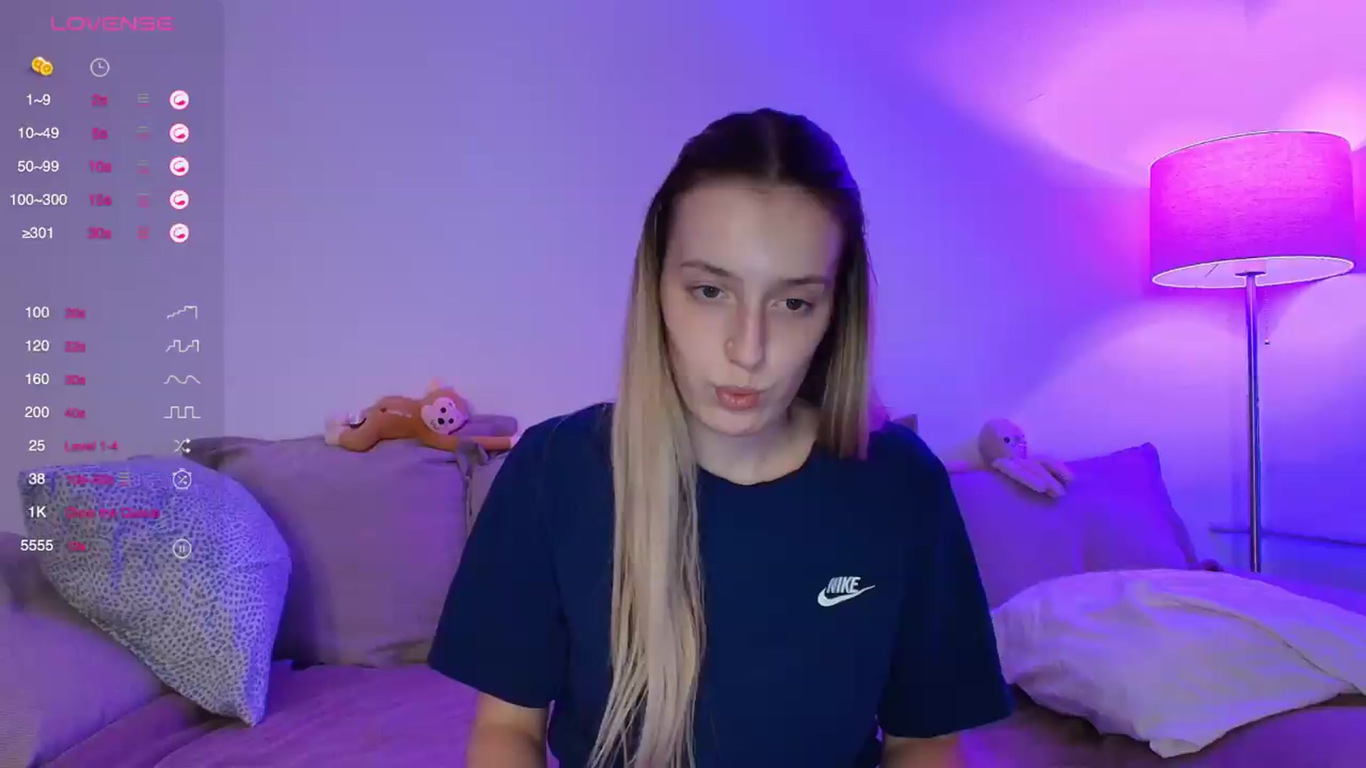 Gallery image thumbnail from Elenaxkiss's myfreecams stream on, 09/10/2026, 17:39 image 3 of 20