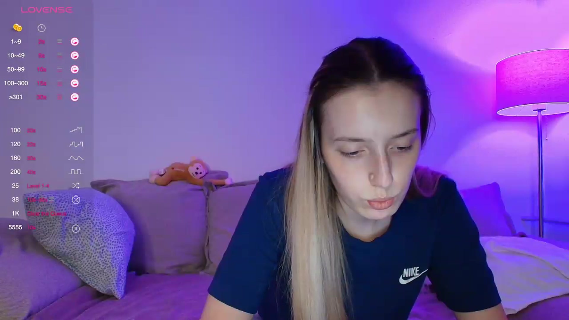 Gallery image thumbnail from Elenaxkiss's myfreecams stream on, 09/10/2026, 17:39 image 19 of 20