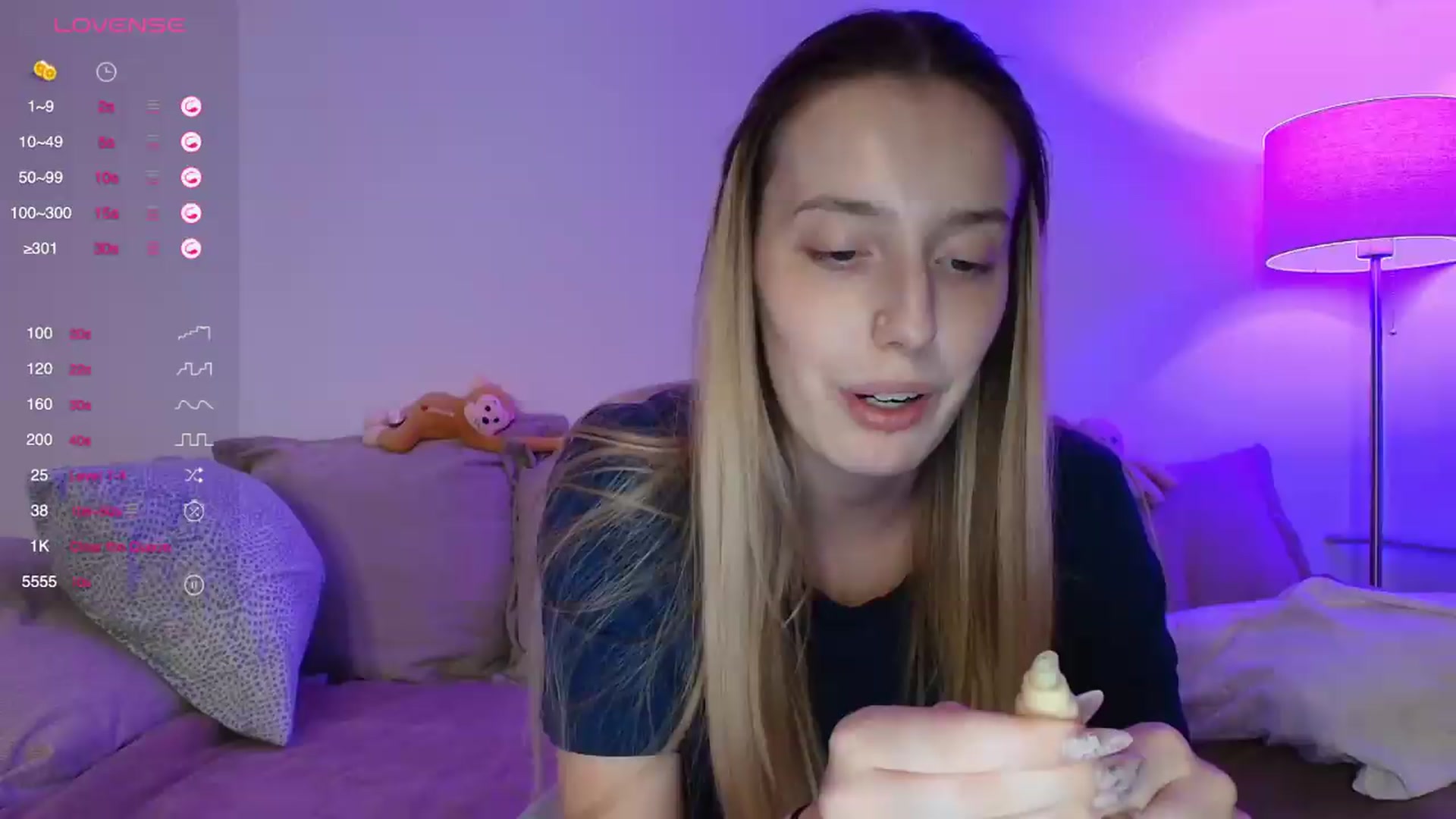 Gallery image thumbnail from Elenaxkiss's myfreecams stream on, 09/10/2026, 20:10 image 15 of 20