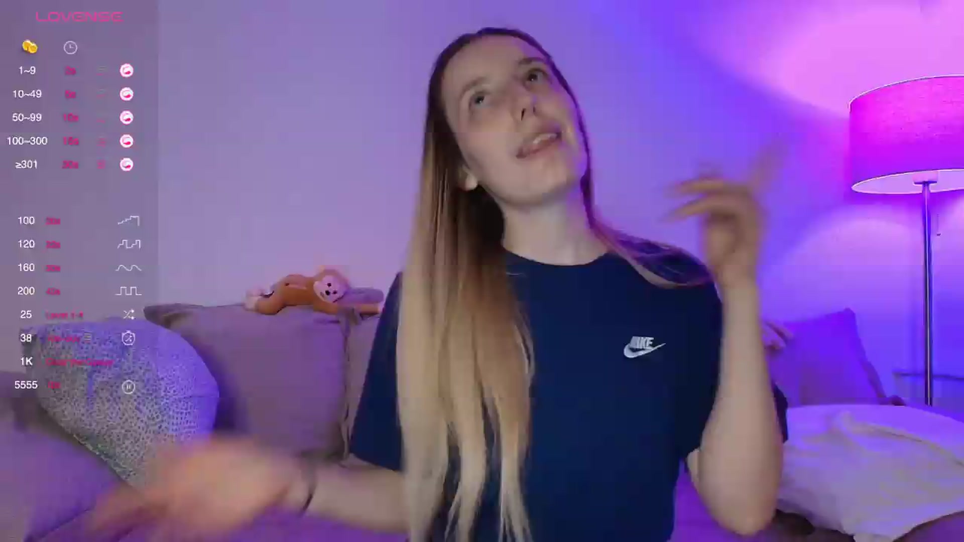 Gallery image thumbnail from Elenaxkiss's myfreecams stream on, 09/10/2026, 20:10 image 5 of 20