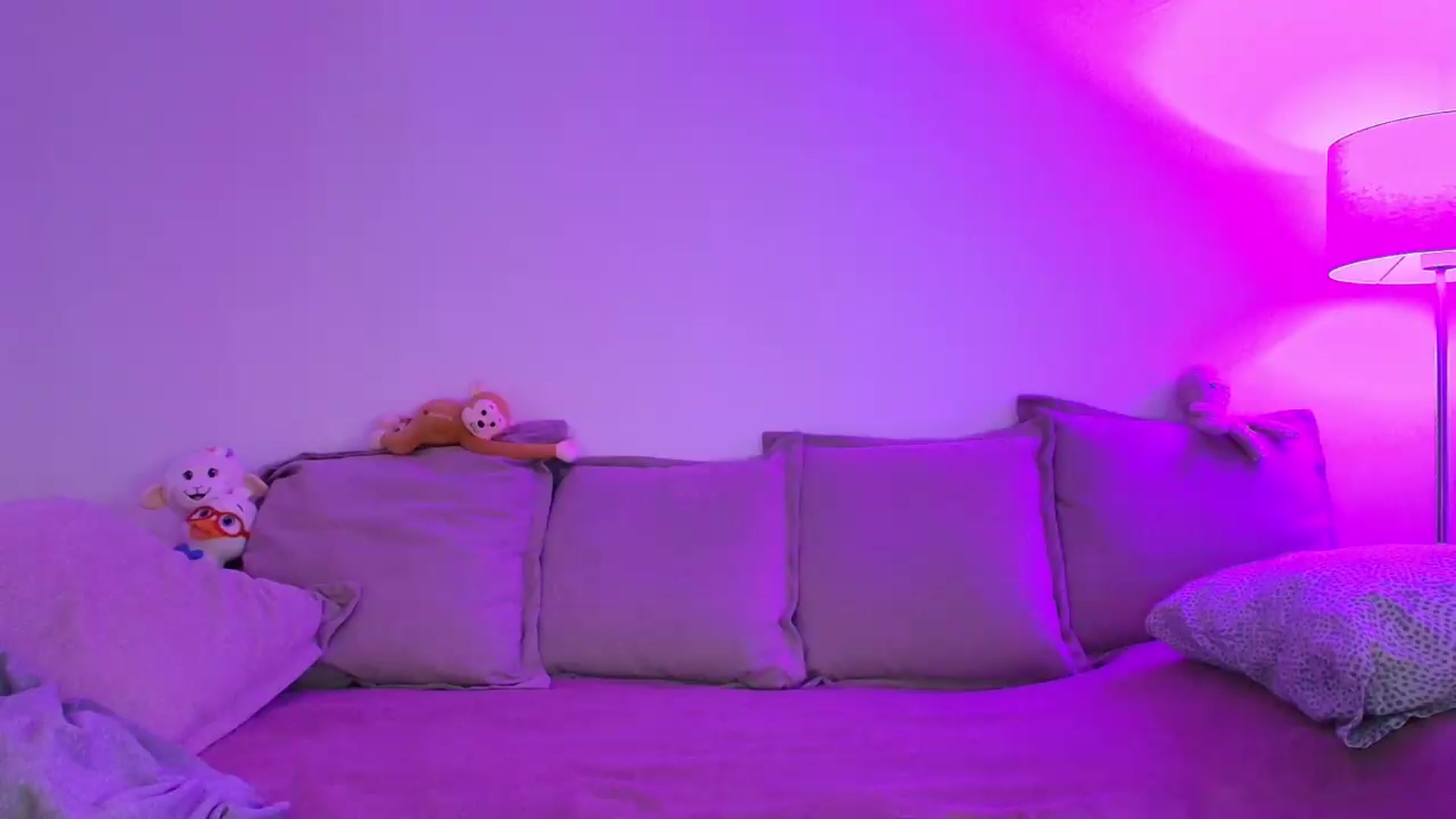 Gallery image thumbnail from Elenaxkiss's myfreecams stream on, 09/11/2026, 10:55 image 3 of 20