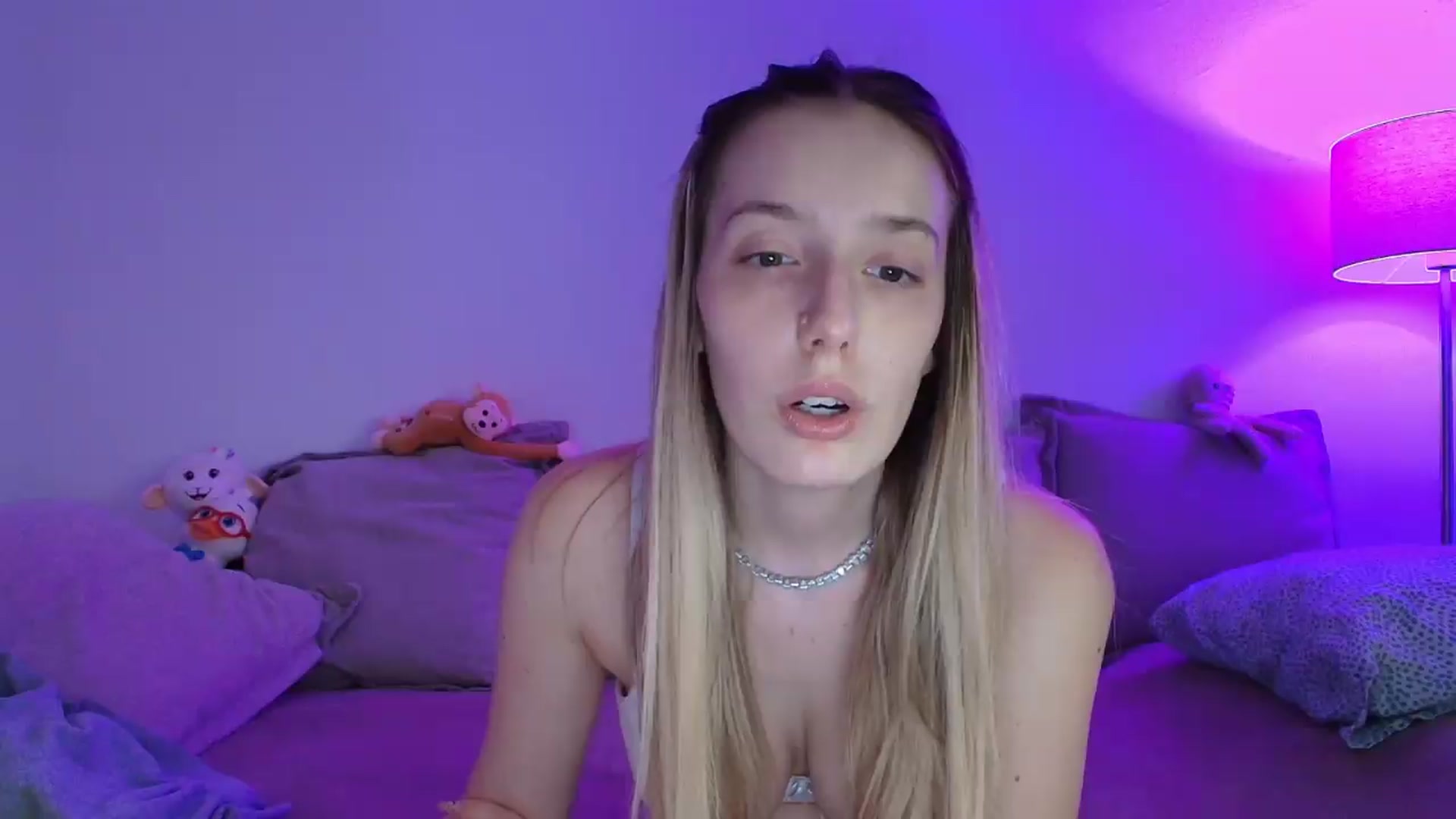 Gallery image thumbnail from Elenaxkiss's myfreecams stream on, 09/11/2026, 10:55 image 12 of 20