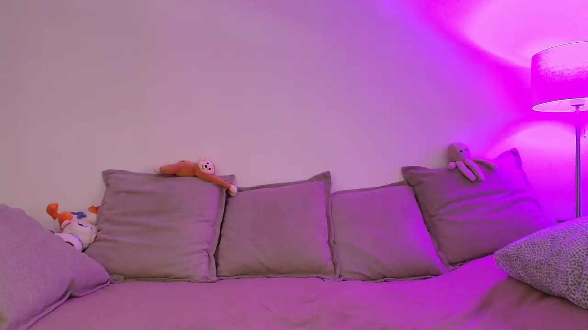 Gallery image thumbnail from Elenaxkiss's myfreecams stream on, 09/16/2026, 10:04 image 10 of 20