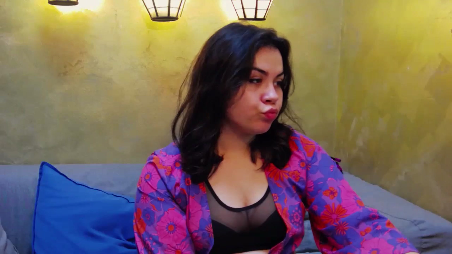 Gallery image thumbnail from Elenor_'s myfreecams stream on, 12/12/2023, 14:32 image 5 of 20