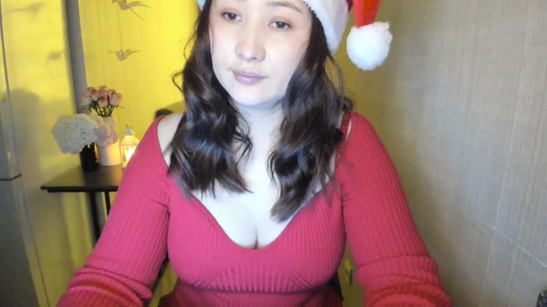 Gallery image thumbnail from Elfleur's myfreecams stream on, 12/23/2024, 18:21 image 13 of 20