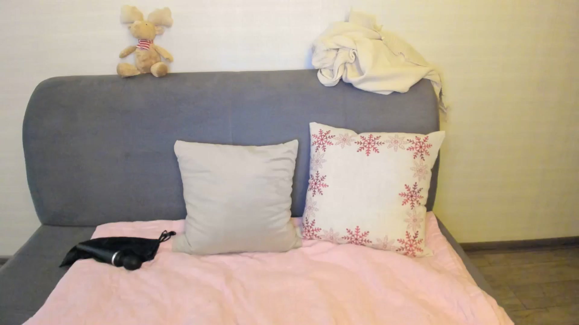 Gallery image thumbnail from Elfleur's myfreecams stream on, 01/02/2025, 20:30 image 6 of 20