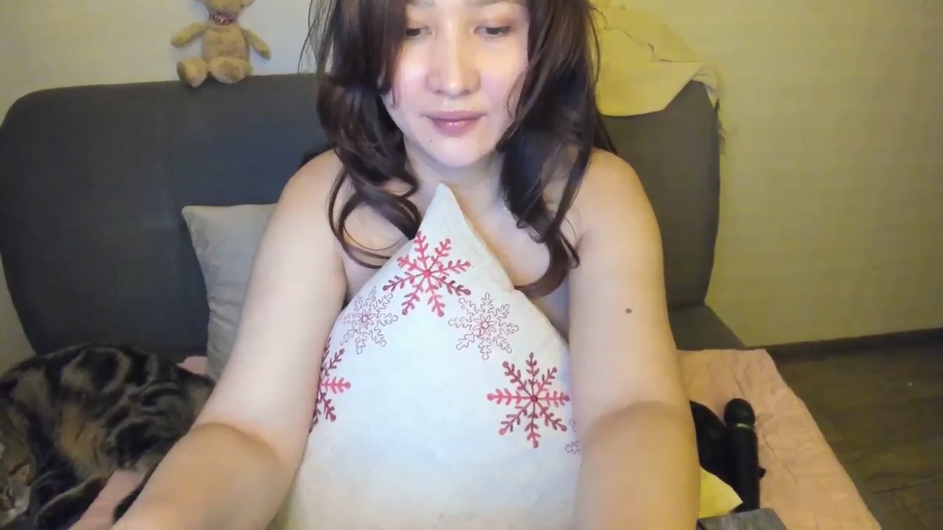 Gallery image thumbnail from Elfleur's myfreecams stream on, 01/02/2025, 23:02 image 8 of 20