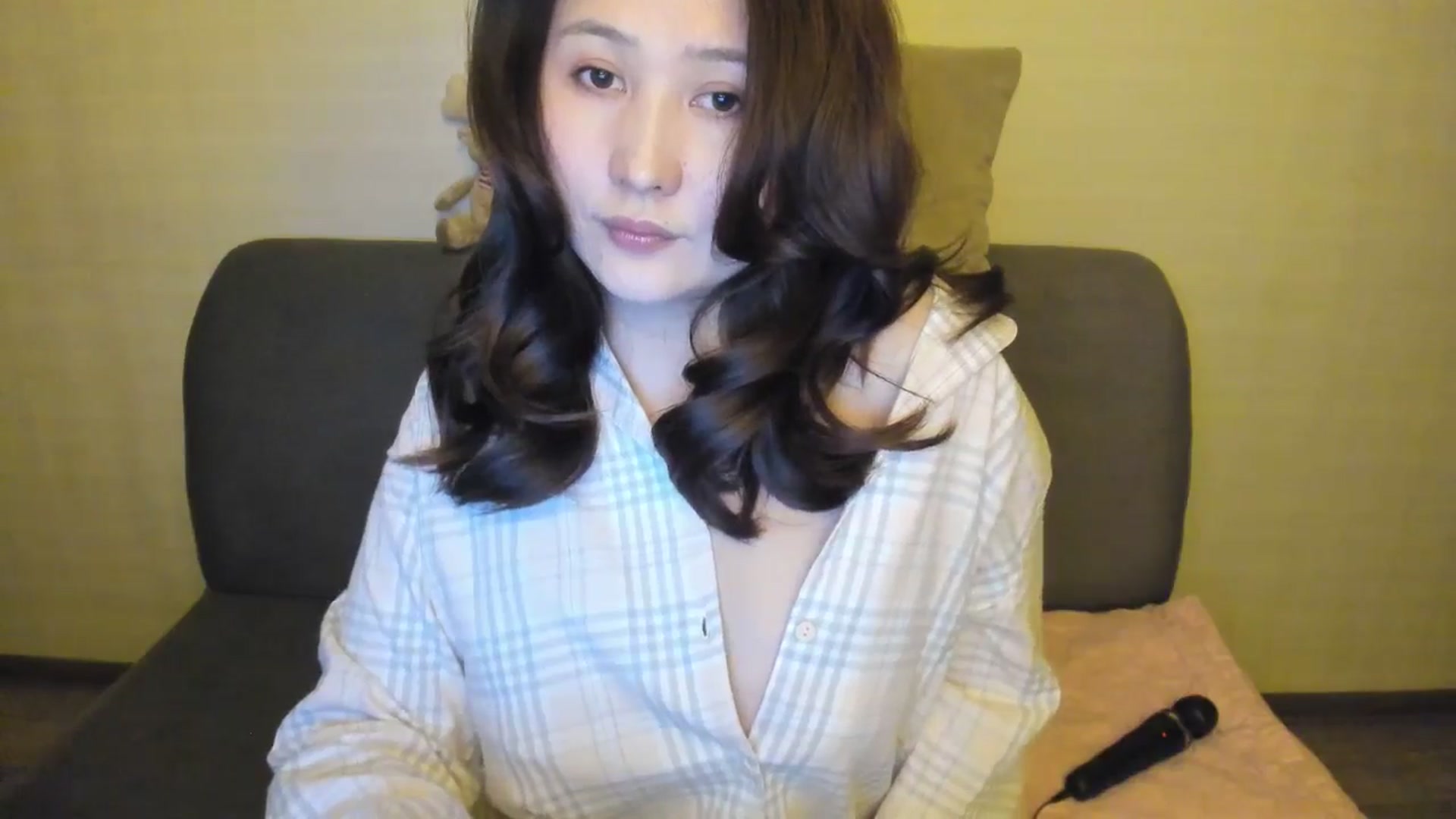 Gallery image thumbnail from Elfleur's myfreecams stream on, 01/04/2025, 20:31 image 16 of 20