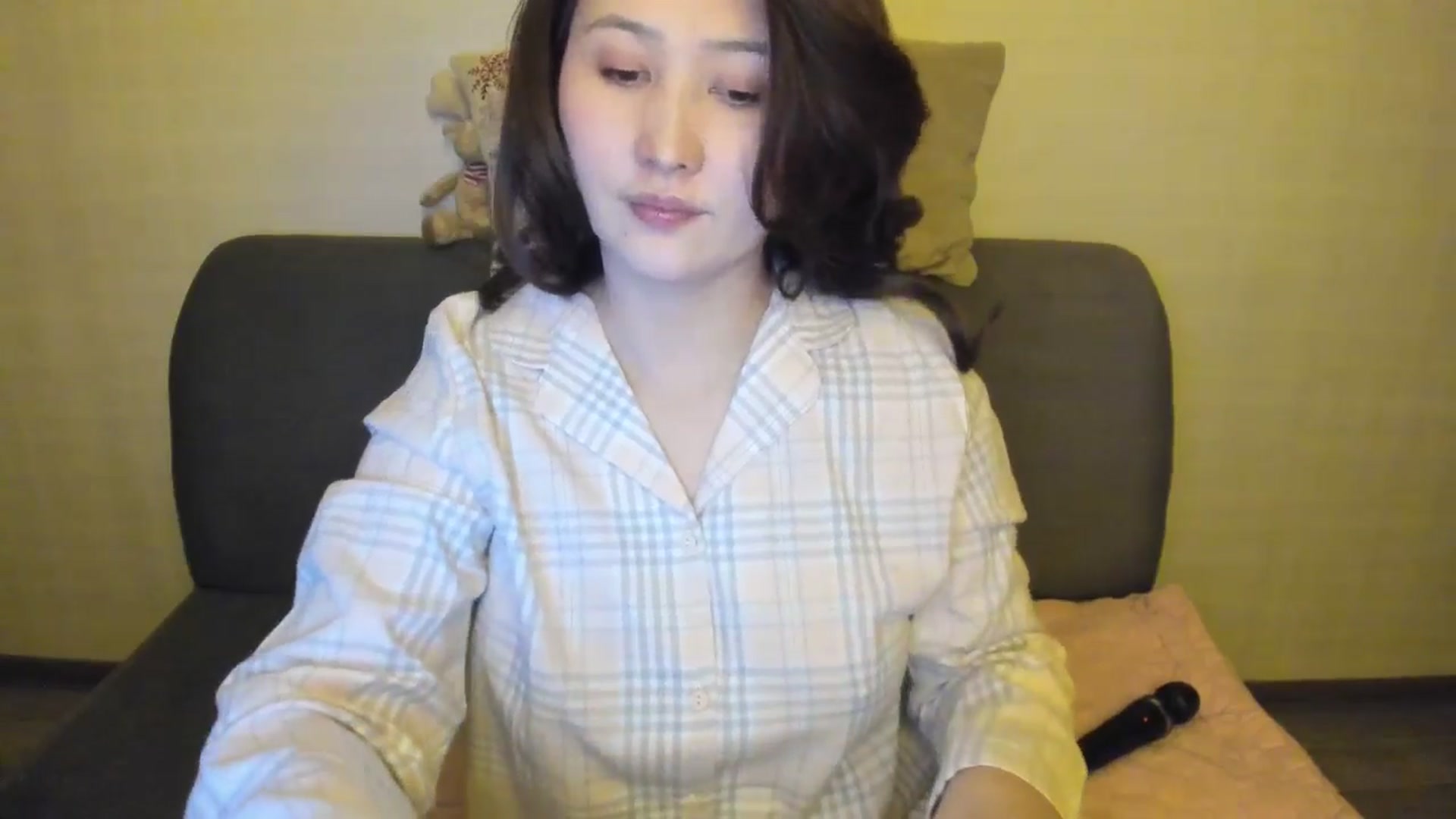 Gallery image thumbnail from Elfleur's myfreecams stream on, 01/04/2025, 20:31 image 9 of 20