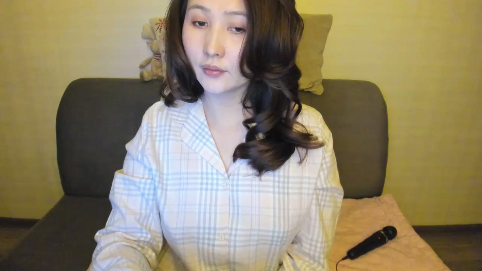 Gallery image thumbnail from Elfleur's myfreecams stream on, 01/04/2025, 20:31 image 10 of 20