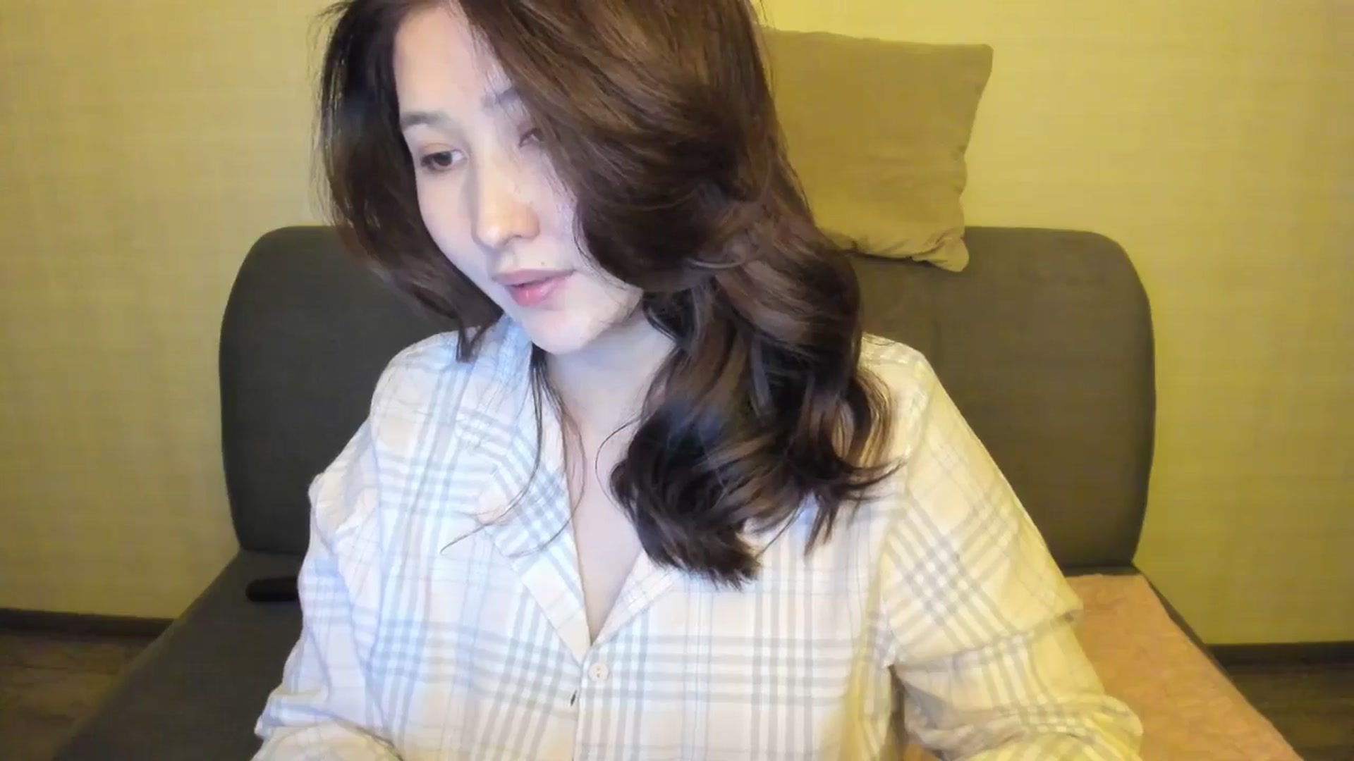 Gallery image thumbnail from Elfleur's myfreecams stream on, 01/04/2025, 22:32 image 13 of 20