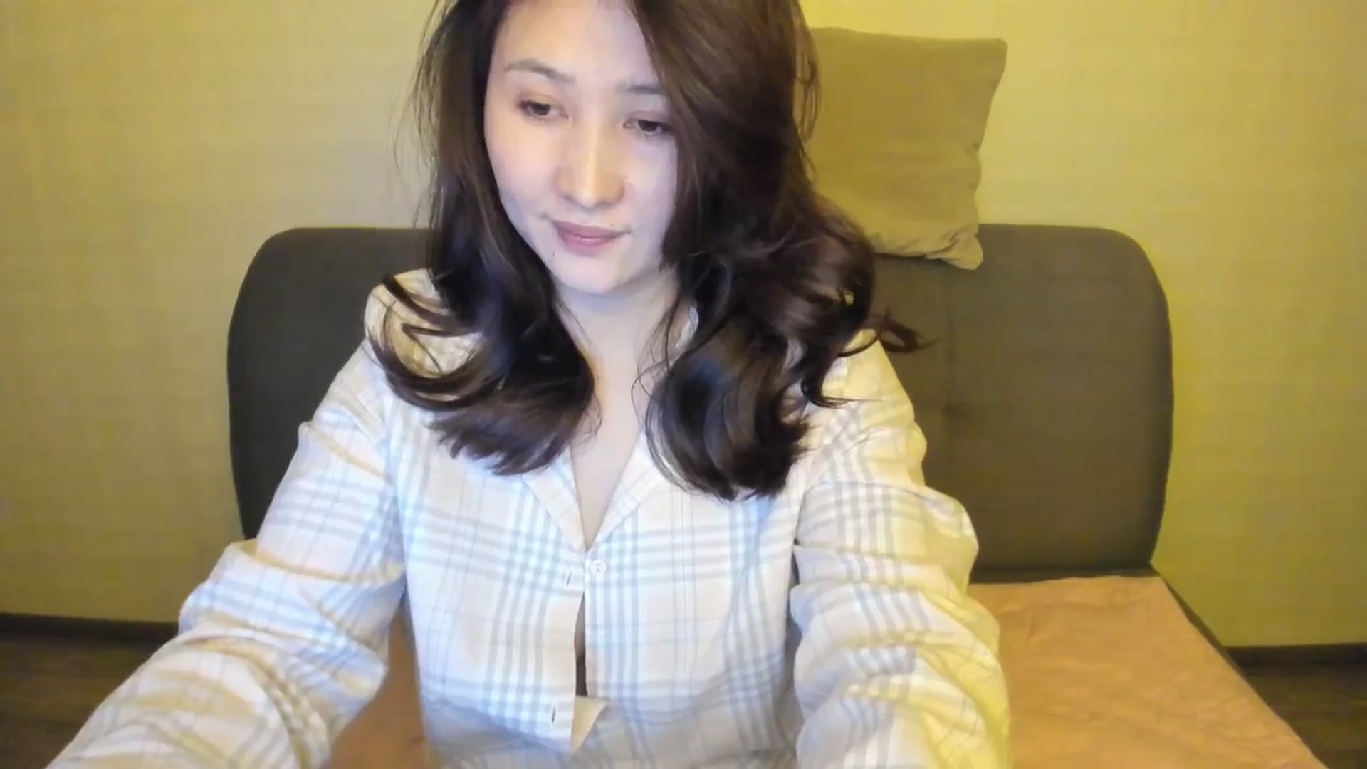 Gallery image thumbnail from Elfleur's myfreecams stream on, 01/04/2025, 22:32 image 3 of 20