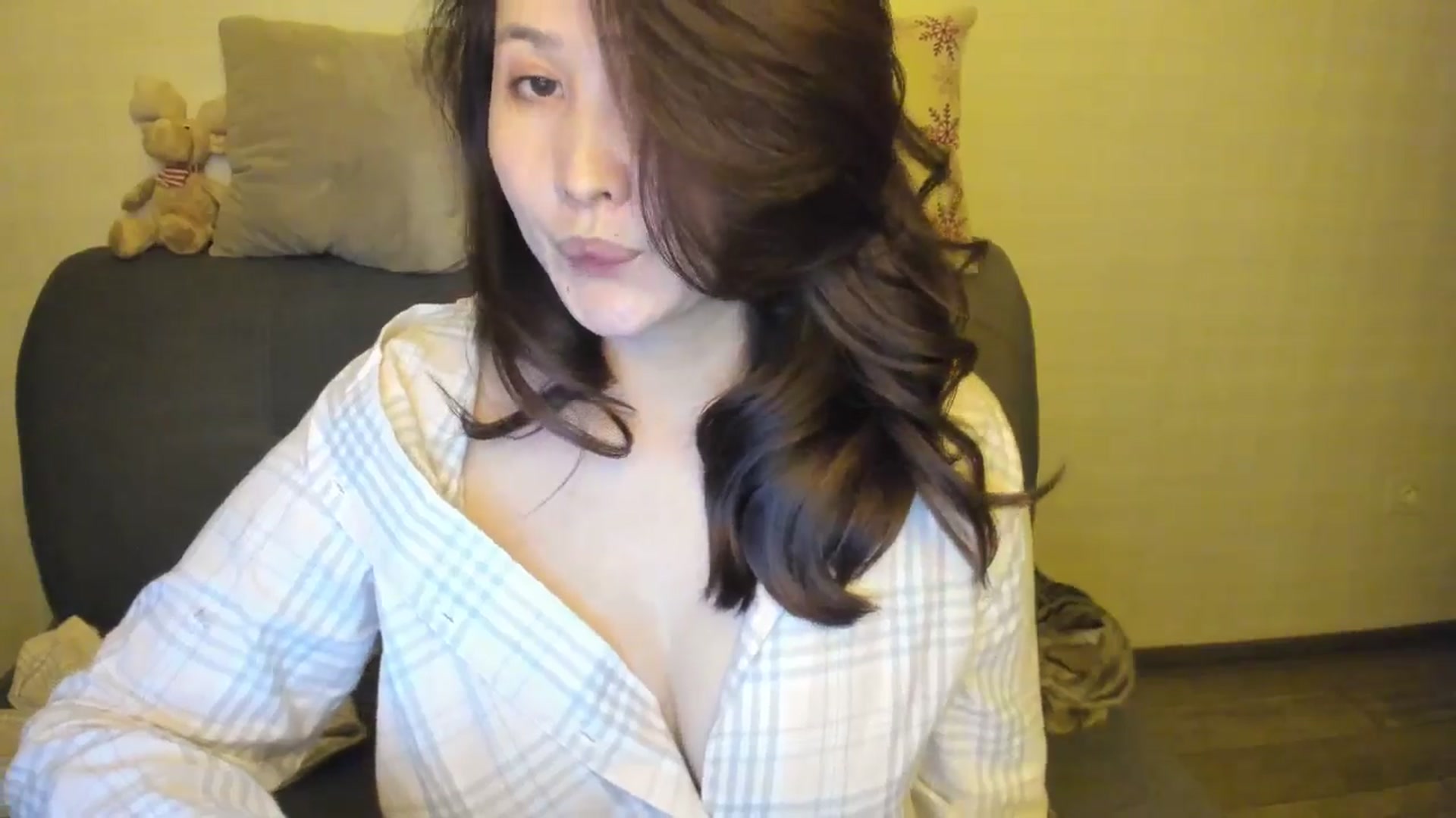 Gallery image thumbnail from Elfleur's myfreecams stream on, 01/05/2025, 01:22 image 11 of 20