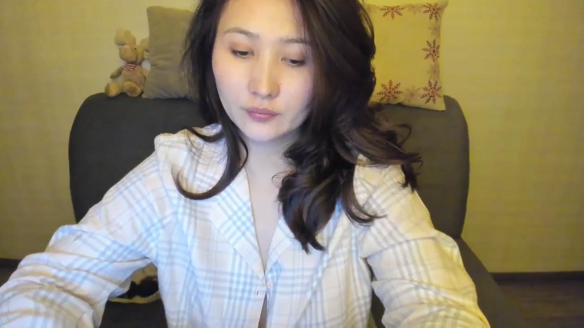 Gallery image thumbnail from Elfleur's myfreecams stream on, 01/05/2025, 01:48 image 2 of 20