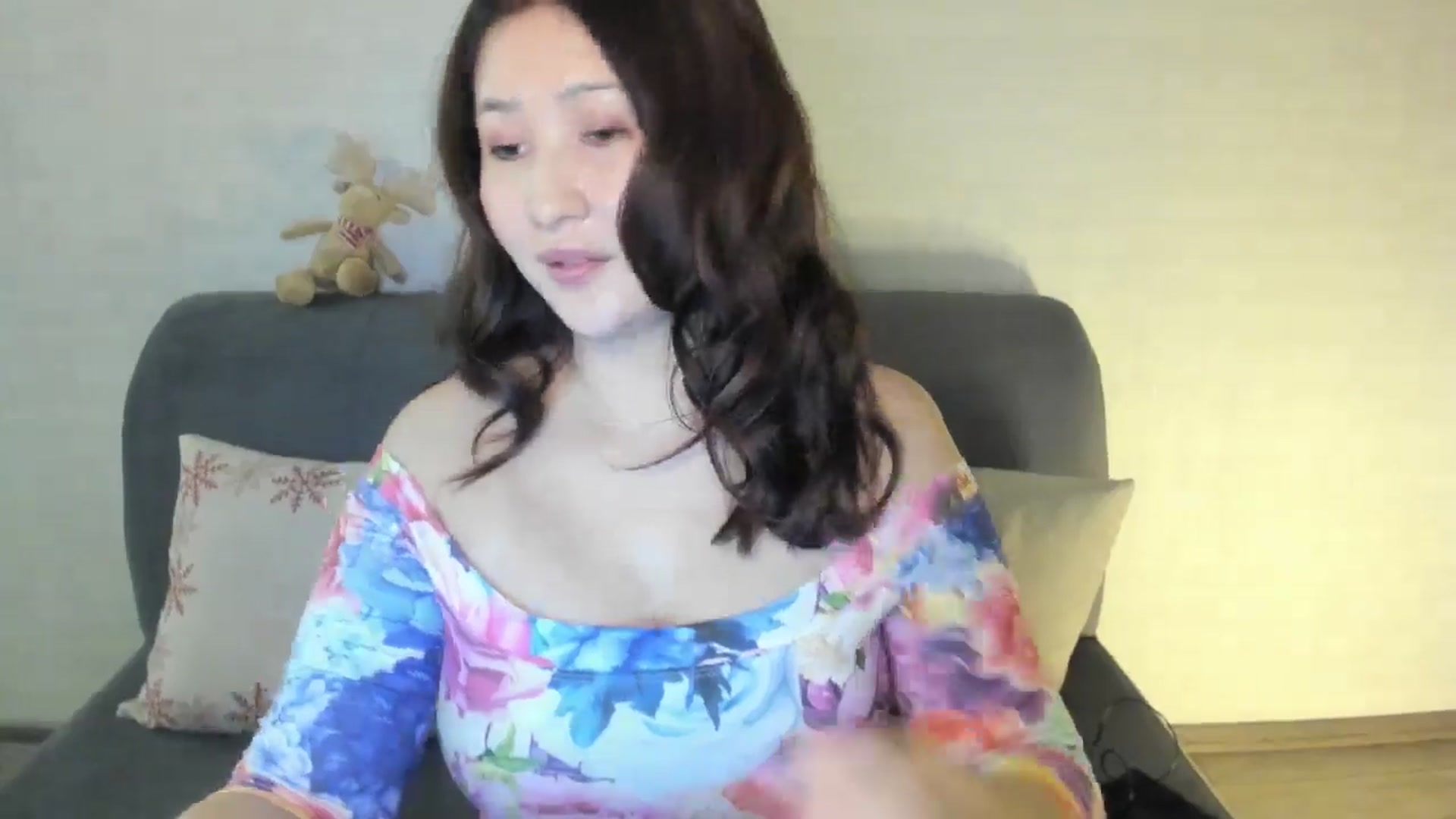 Gallery image thumbnail from Elfleur's myfreecams stream on, 01/06/2025, 22:34 image 6 of 20