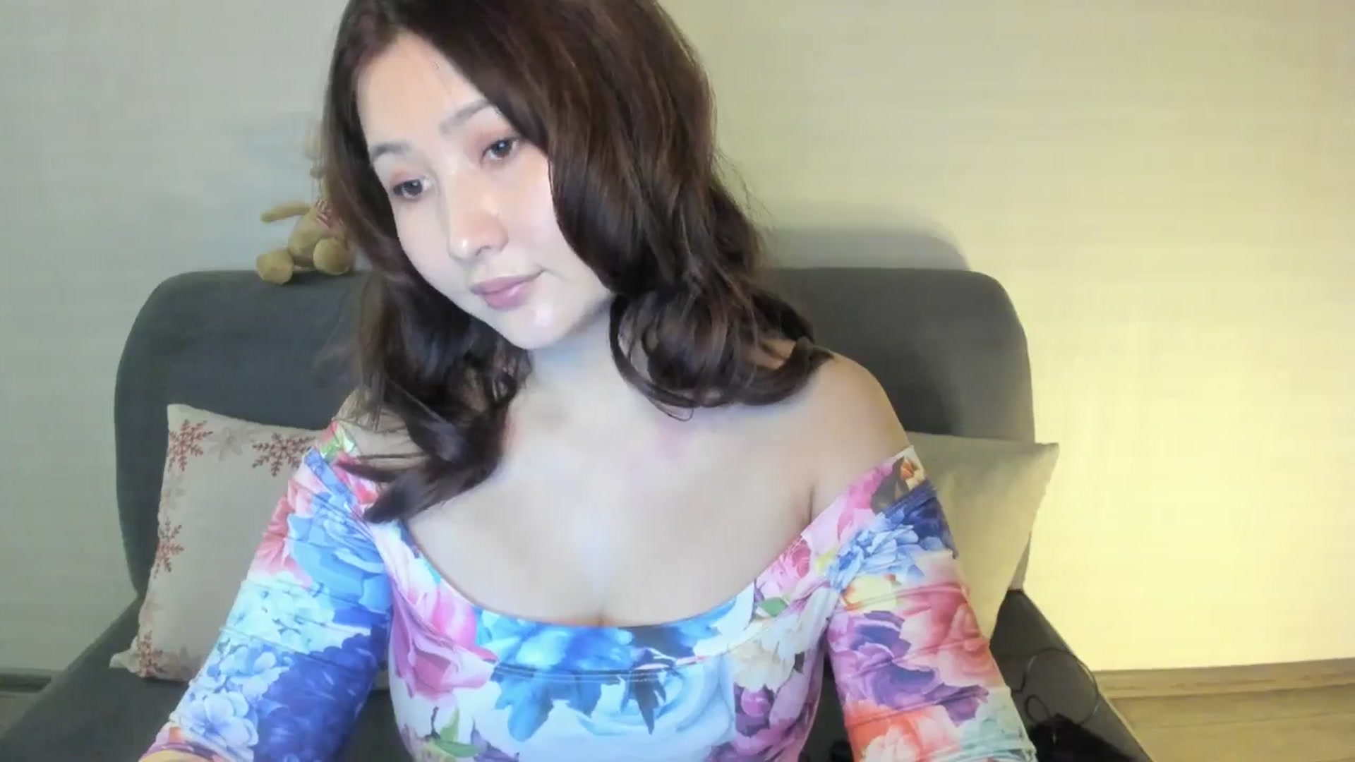 Gallery image thumbnail from Elfleur's myfreecams stream on, 01/06/2025, 22:34 image 19 of 20