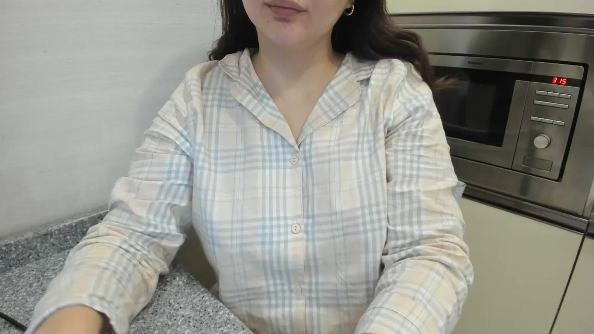 Gallery image thumbnail from Elfleur's myfreecams stream on, 01/07/2025, 20:03 image 1 of 20