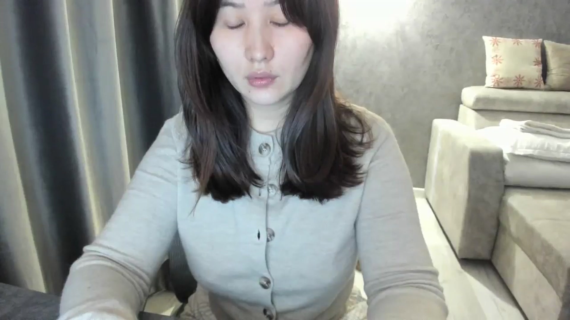 Gallery image thumbnail from Elfleur's myfreecams stream on, 01/25/2025, 22:56 image 16 of 20