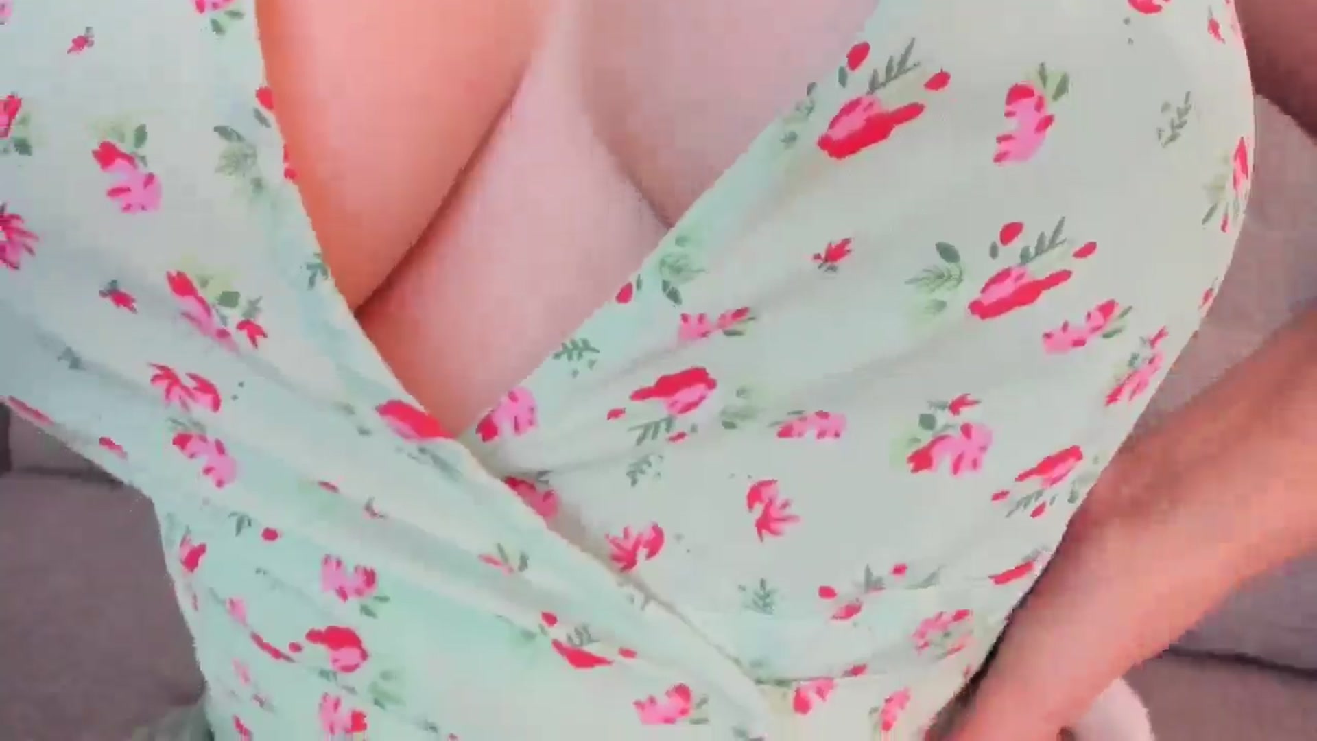 Gallery image thumbnail from Elfleur's myfreecams stream on, 02/16/2025, 07:34 image 7 of 20