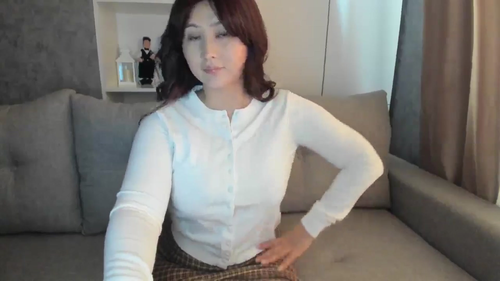 Gallery image thumbnail from Elfleur's myfreecams stream on, 02/19/2025, 07:00 image 4 of 20