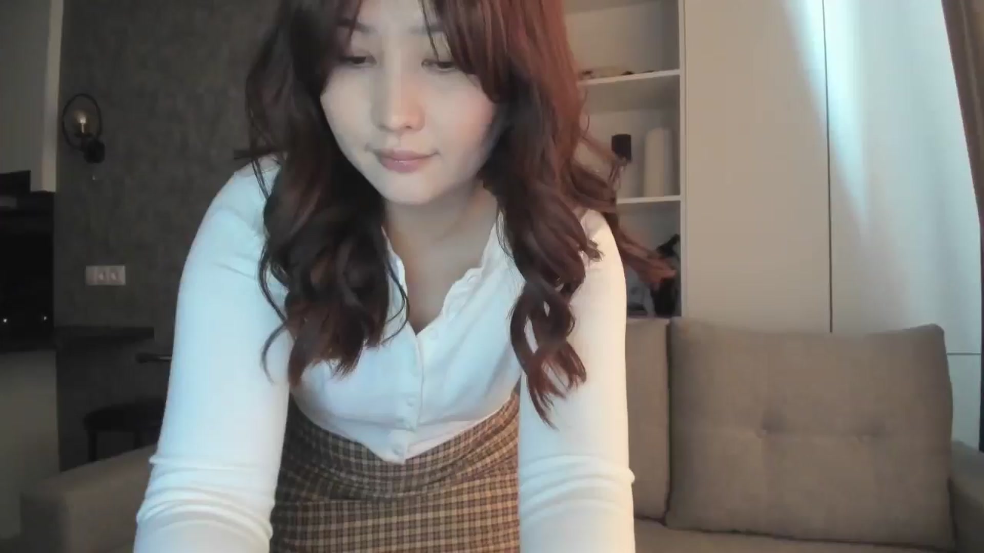 Gallery image thumbnail from Elfleur's myfreecams stream on, 02/19/2025, 07:00 image 12 of 20