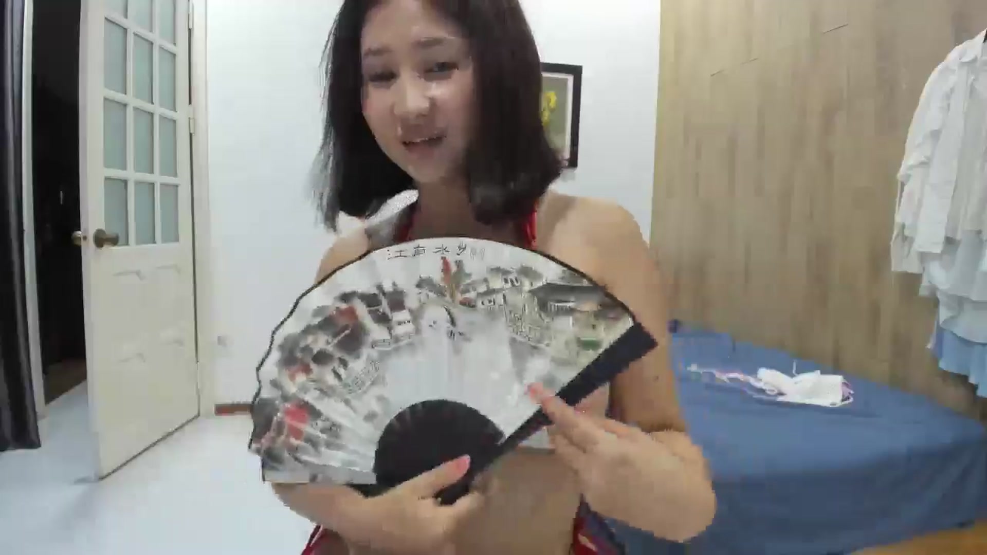 Gallery image thumbnail from Elfleur's myfreecams stream on, 05/01/2025, 19:40 image 6 of 20