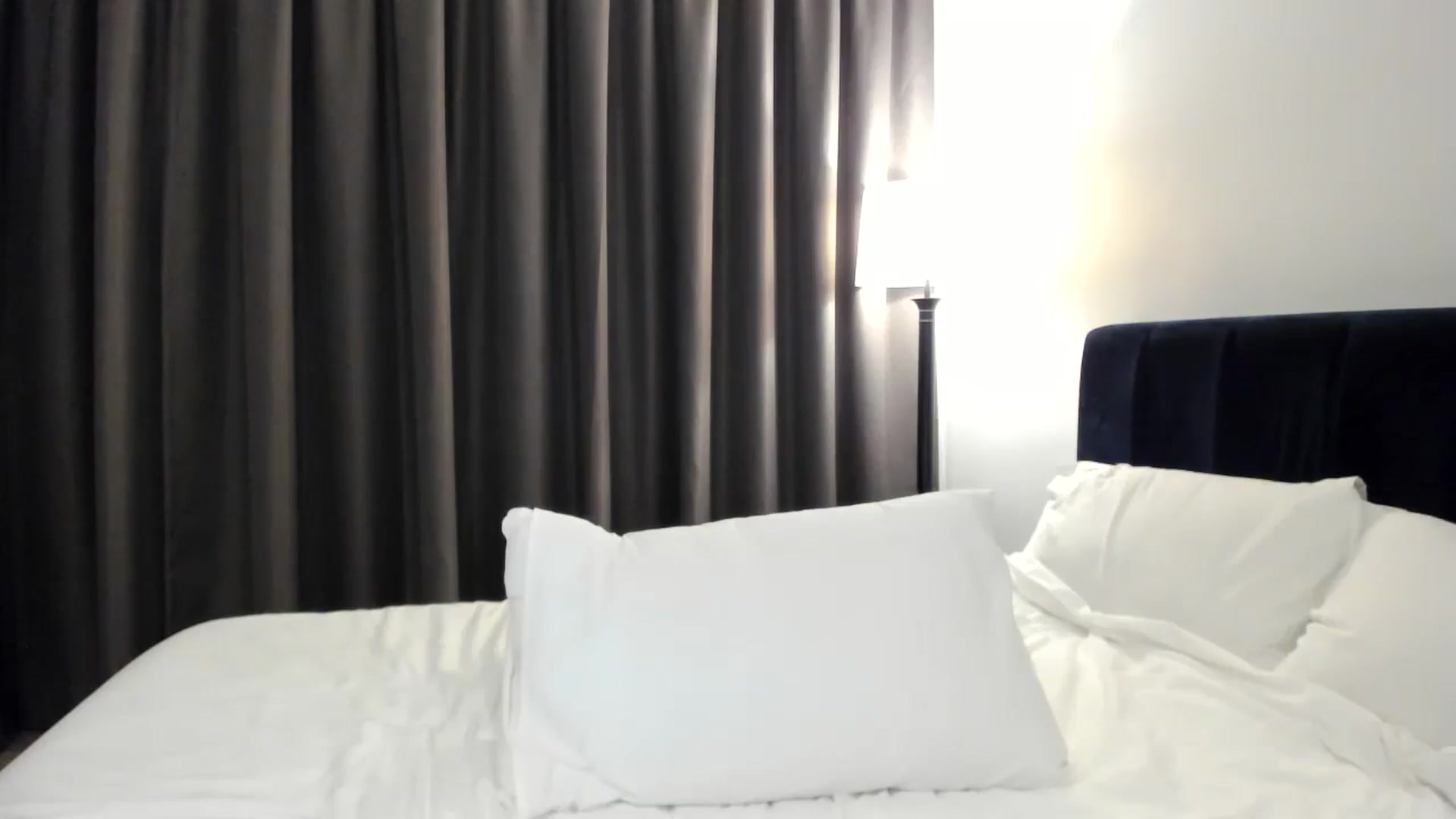 Gallery image thumbnail from Elfleur's myfreecams stream on, 05/13/2025, 19:17 image 5 of 20