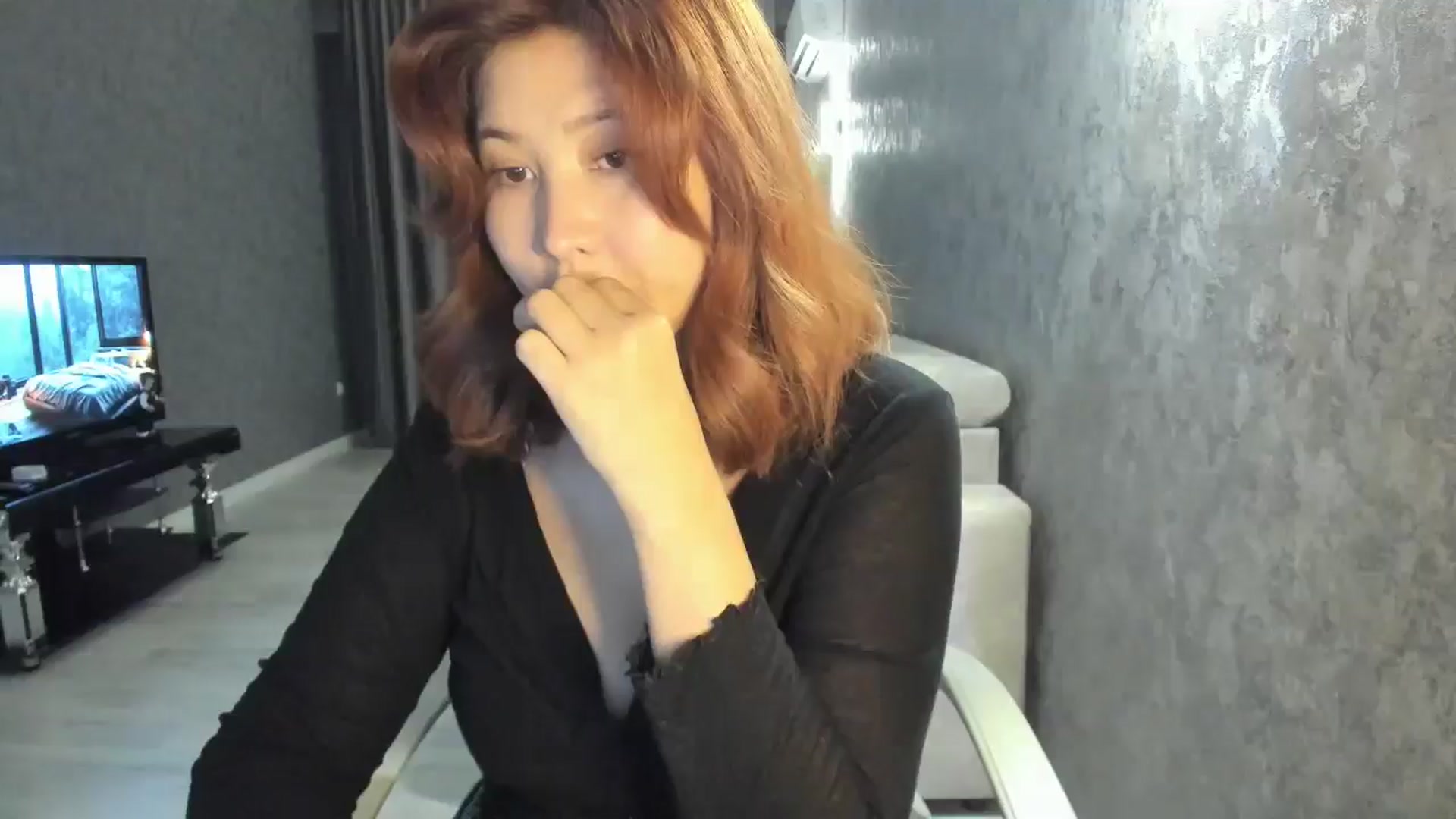 Gallery image thumbnail from Elfleur's myfreecams stream on, 07/27/2025, 20:31 image 1 of 20