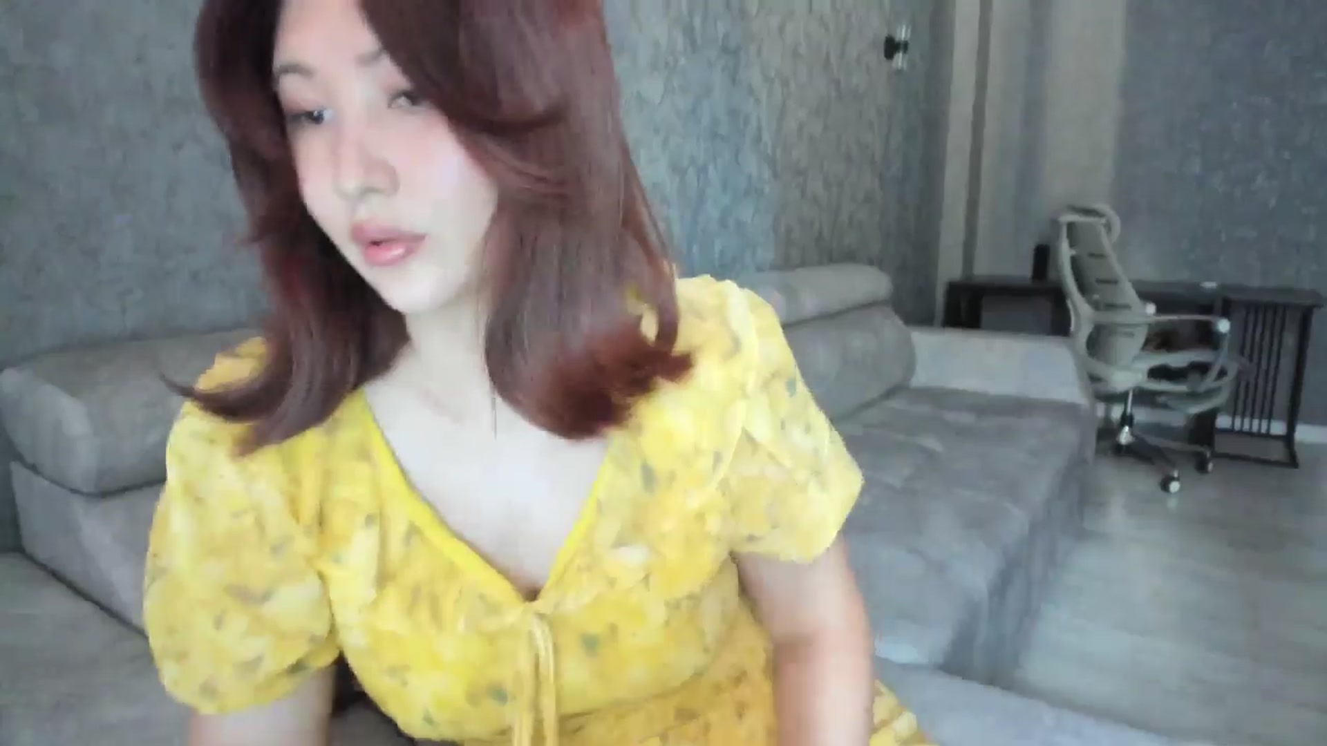 Gallery image thumbnail from Elfleur's myfreecams stream on, 08/07/2025, 05:00 image 12 of 20