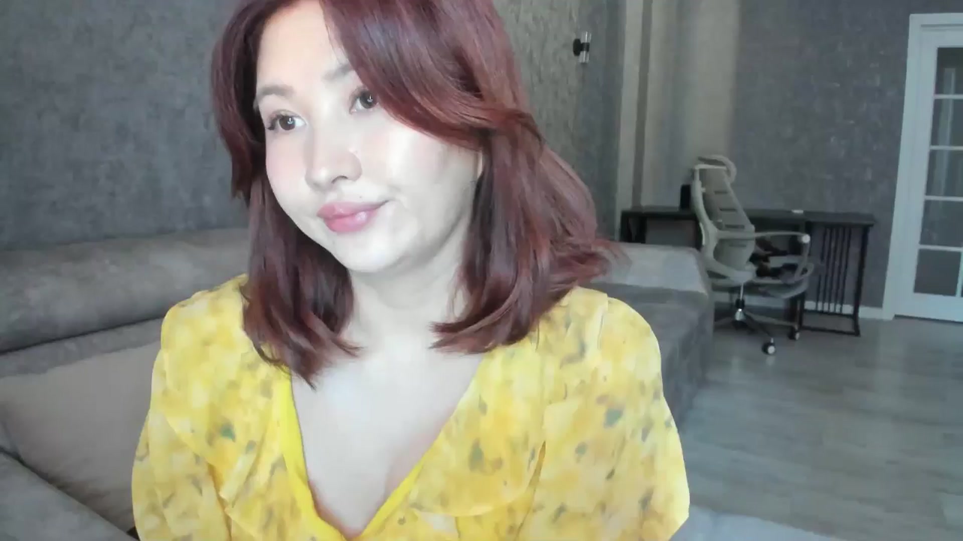 Gallery image thumbnail from Elfleur's myfreecams stream on, 08/07/2025, 07:42 image 3 of 20