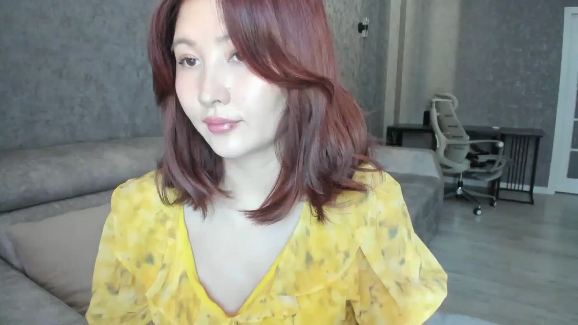 Gallery image thumbnail from Elfleur's myfreecams stream on, 08/07/2025, 07:42 image 11 of 20