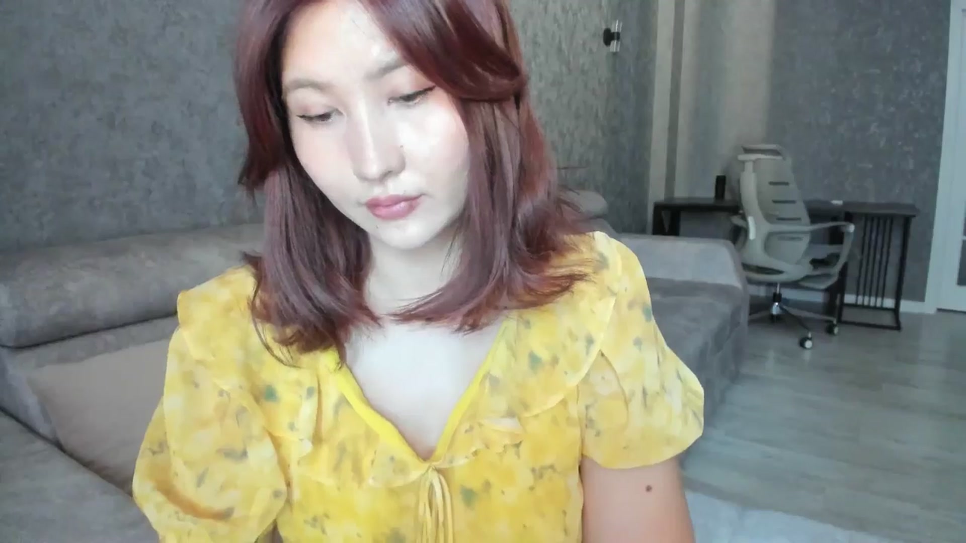 Gallery image thumbnail from Elfleur's myfreecams stream on, 08/07/2025, 10:04 image 3 of 20